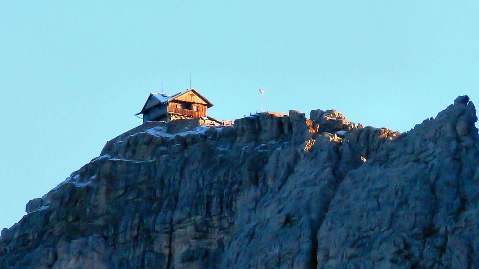 Sitzt ganz oben: Die Rifugio Nuvolau, Dolomiten