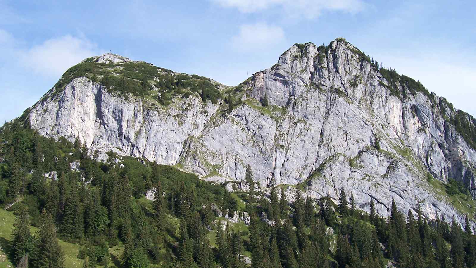 Roßstein (links, 1.701 m) und Buchstein (rechts) 