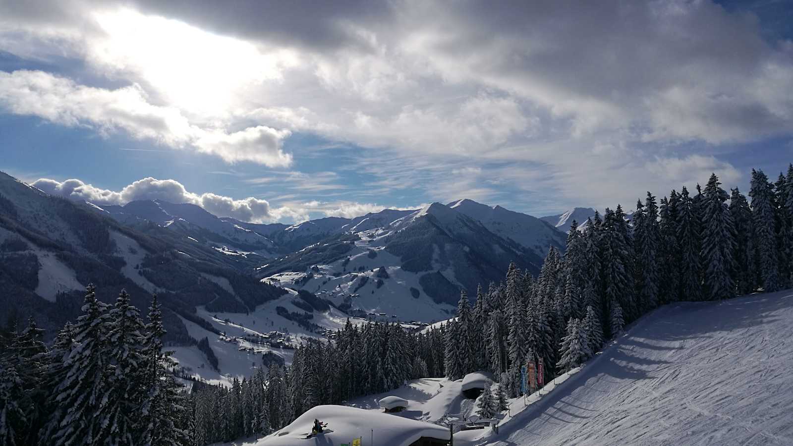 Perfekte Pisten im Skicircus Saalbach Hinterglemm