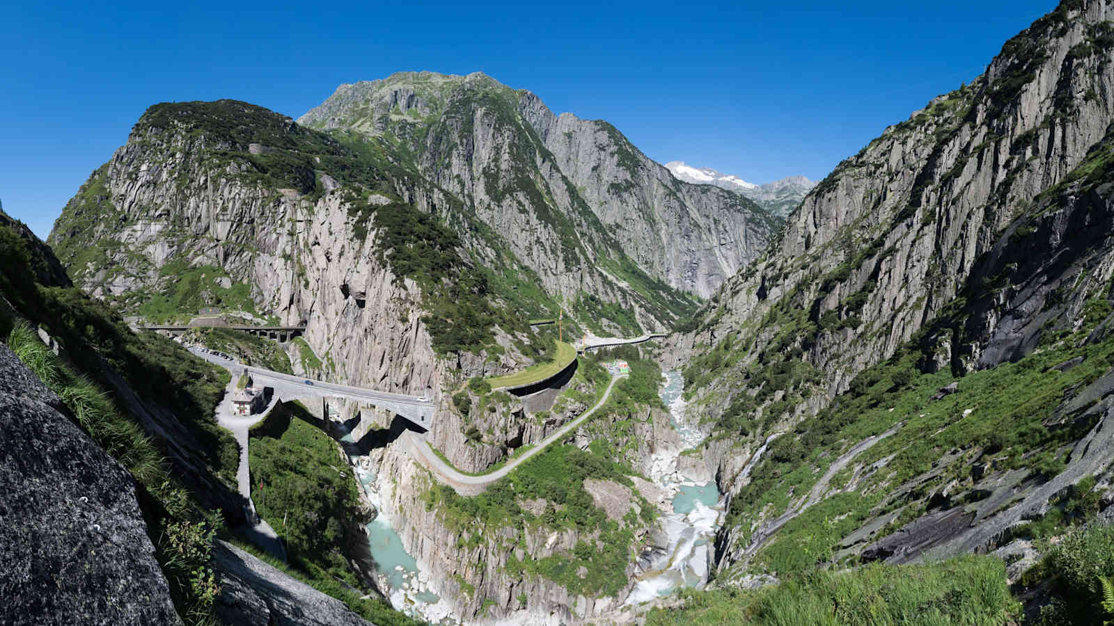 Blick auf die Schöllenenschlucht