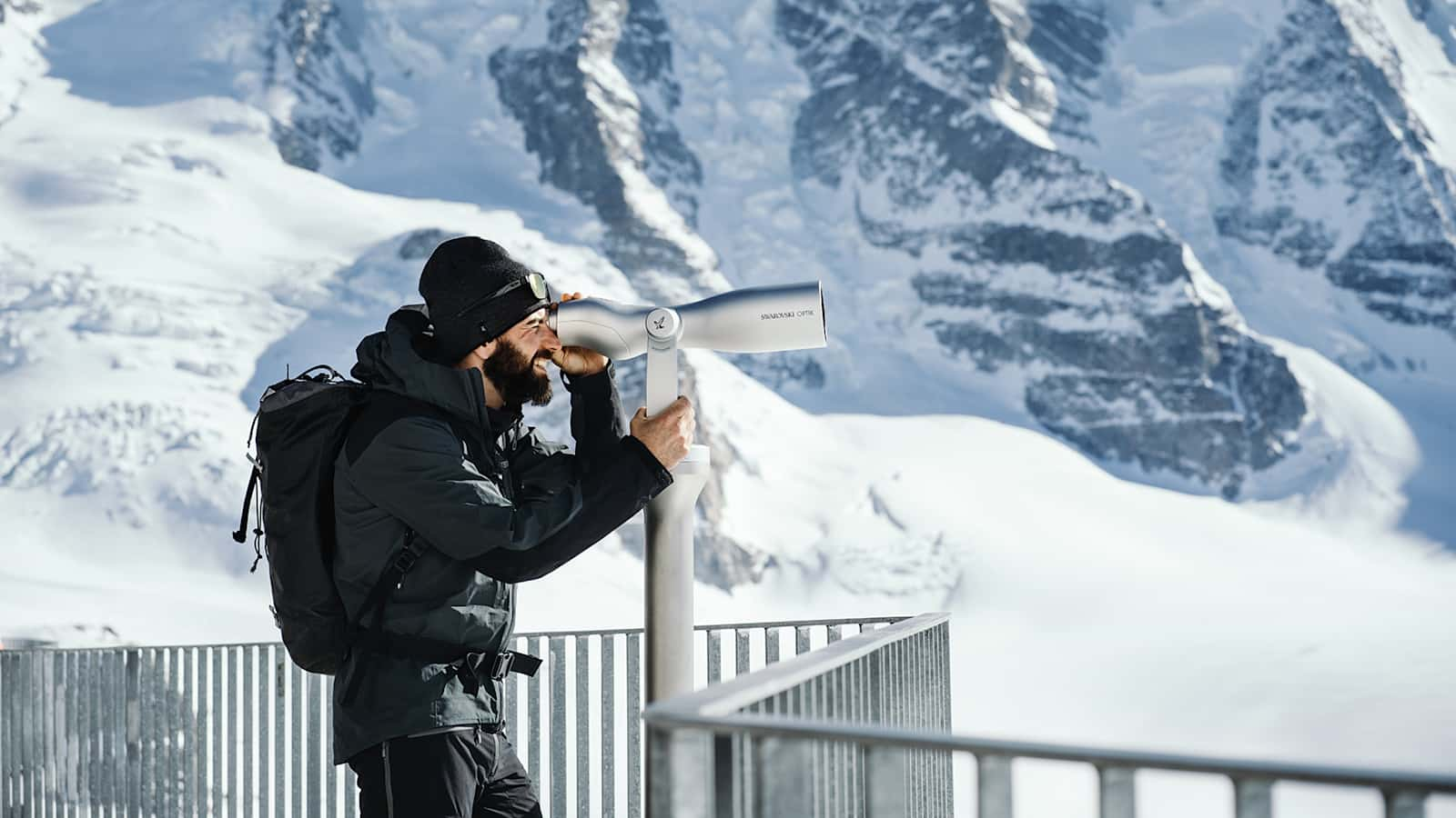 Zuversichtlich blickt SWAROVSKI OPTIK in die Zukunft.