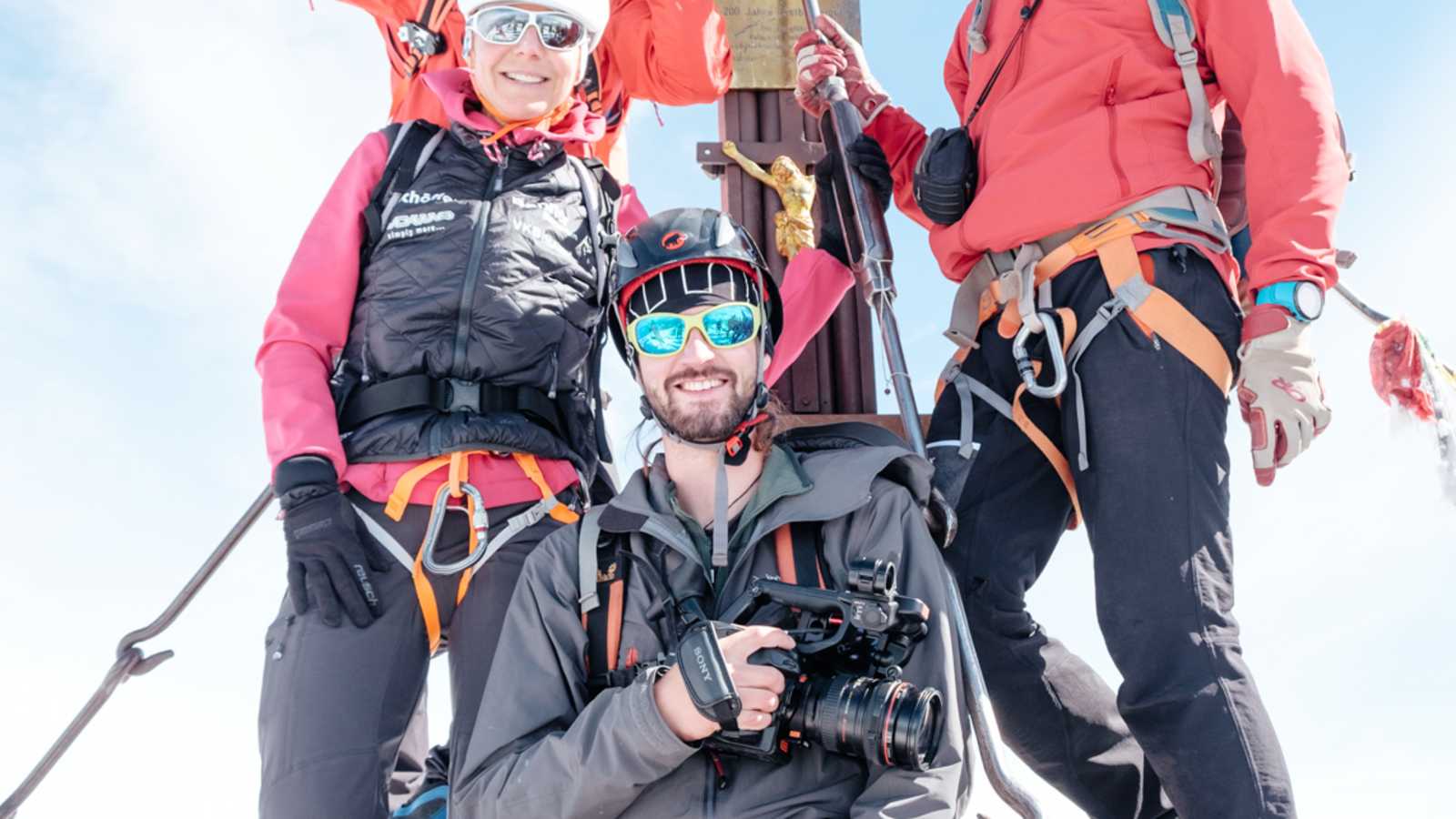 Team Bergwelten - Simon Schöpf, Gerlinde Kaltenbrunner, Stephan Zenz und Klaus Haselböck am Gipfel