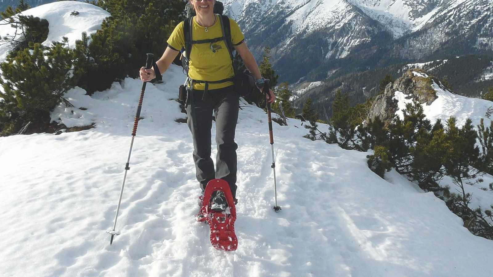 Am breiten Rücken des Hochangers, im Hintergrund ist das Hochschwabmassiv zu sehen.