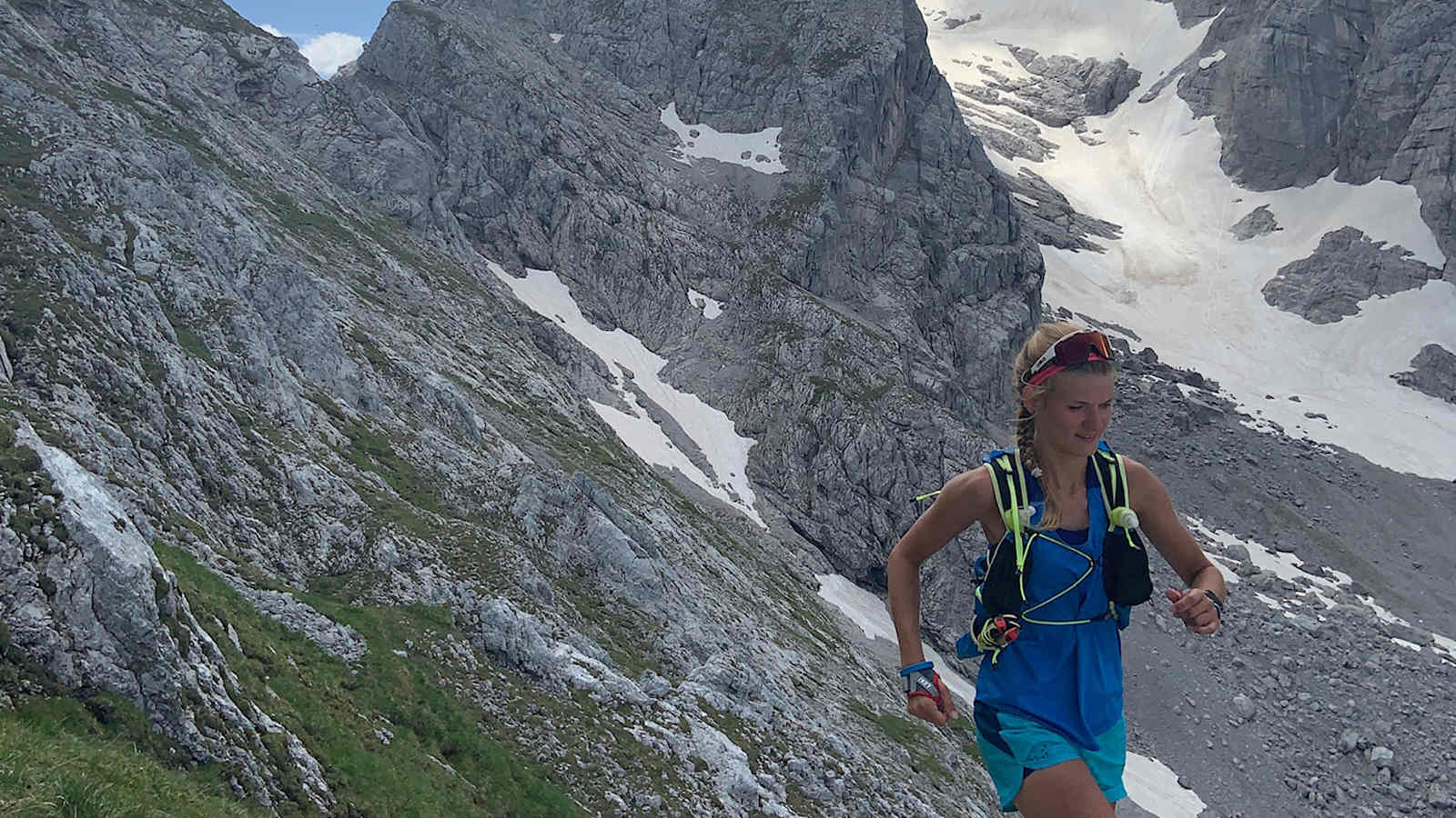 Ein guter Trail Running Schuh, vereint die Vorteile eines Lauf- und Bergschuhs.