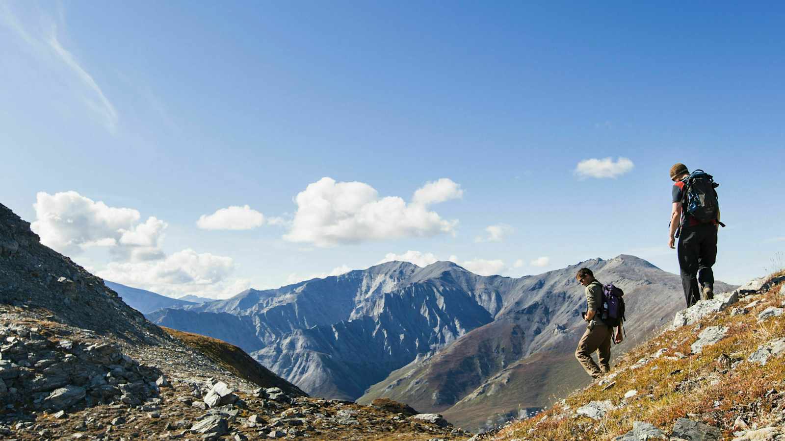 Bergkameradschaft: Wanderer in den Bergen