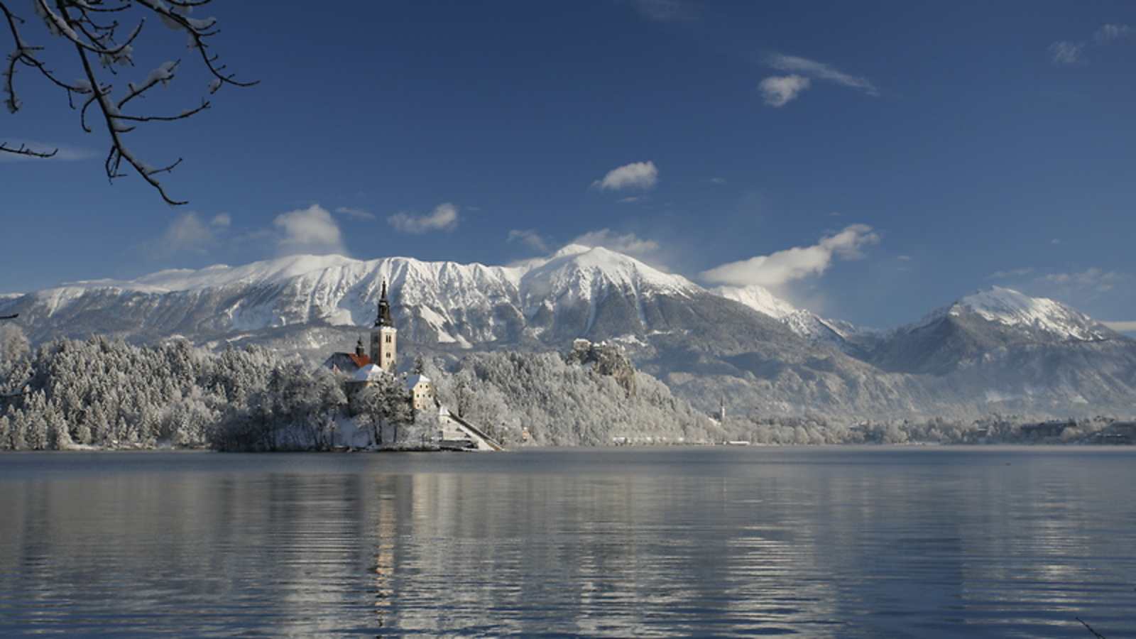 Der Bleder See mit seiner berühmten Insel