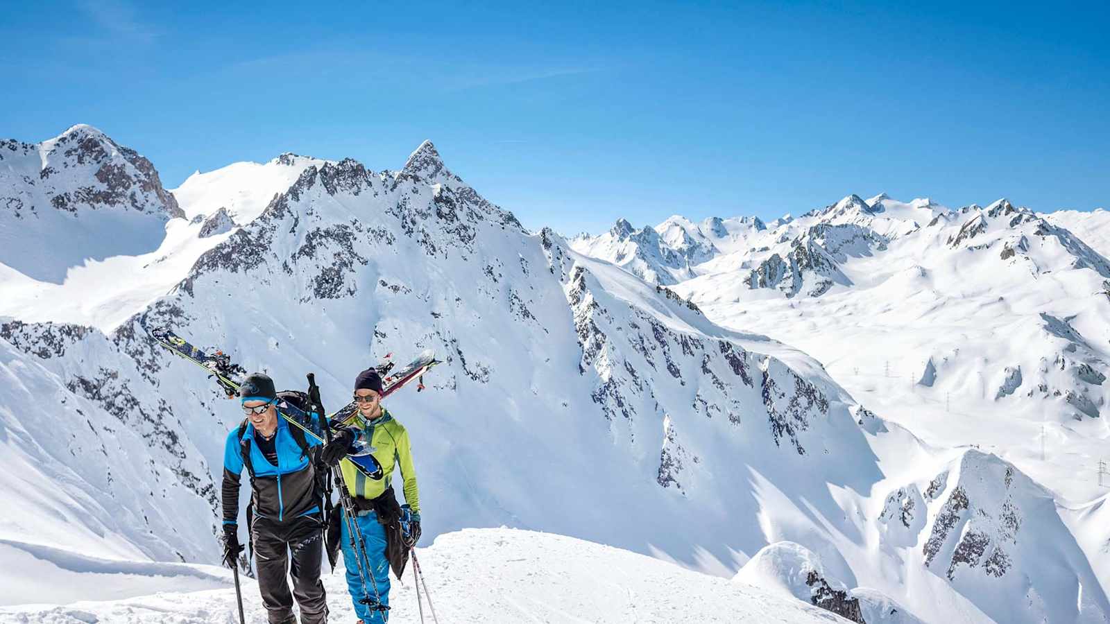 Skitourengeher beim Aufstieg.