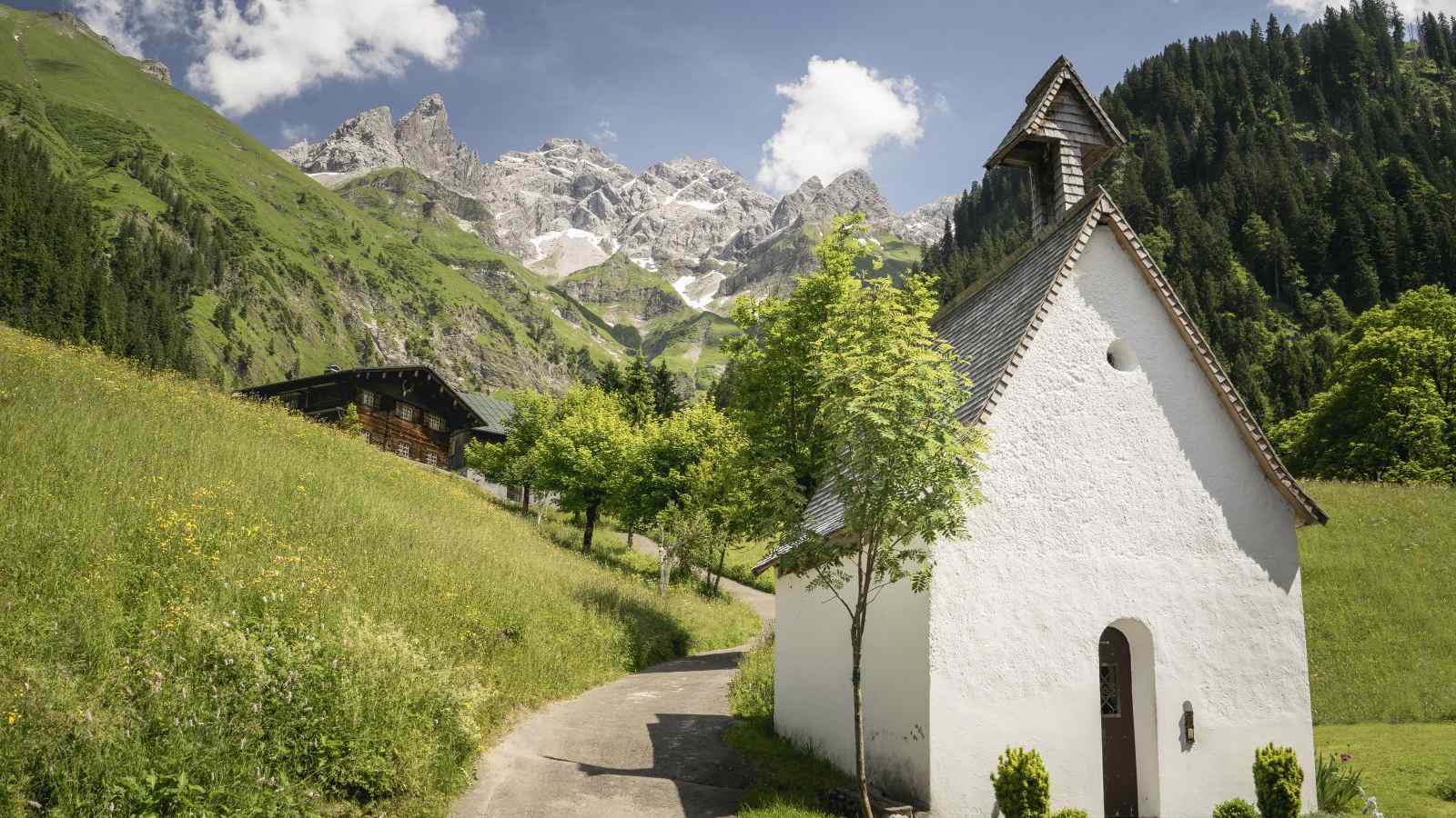 Einödsbach ist Ausgangspunkt vieler Wanderungen.