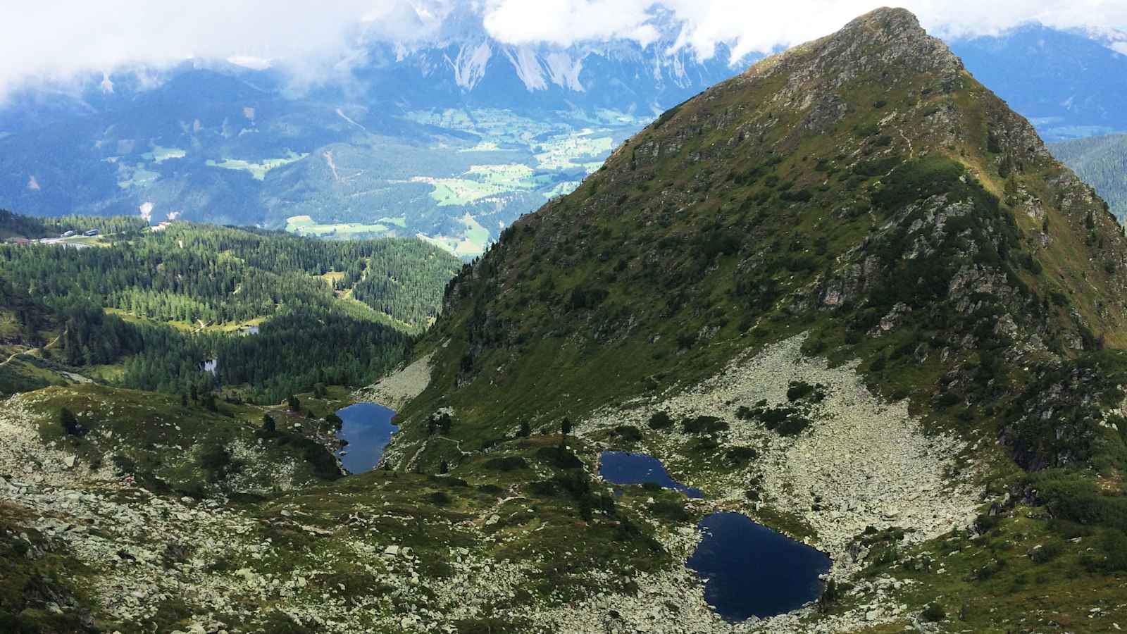 Wandern rund um die Gasselhöh' Hütte in den Schladminger Tauern in der Steiermark