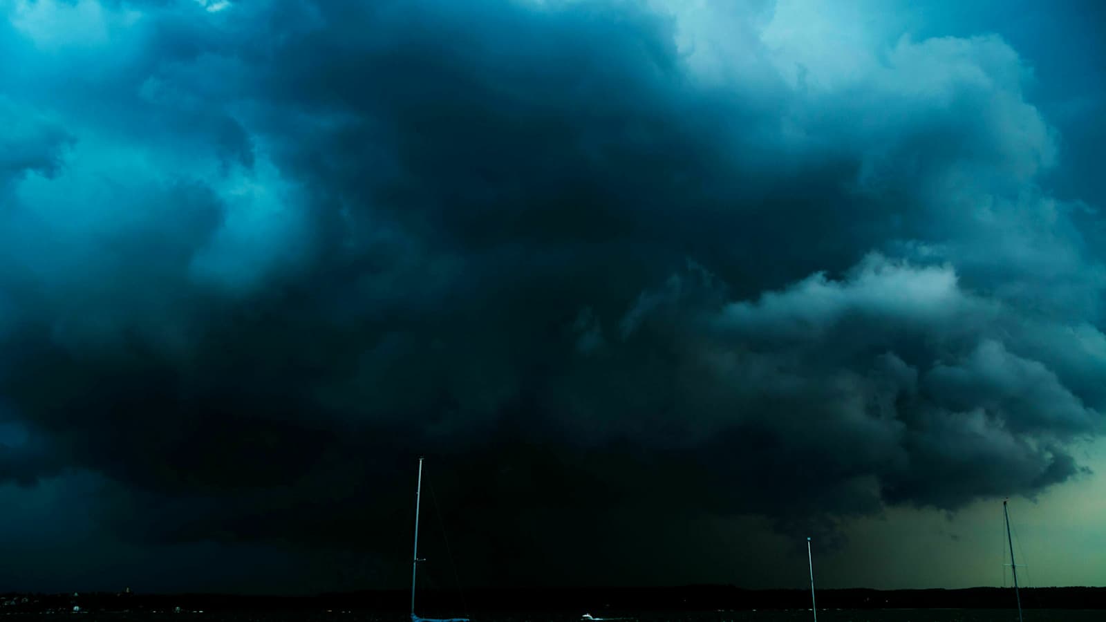 Sommergewitter: Cumulonimbus-Wolken