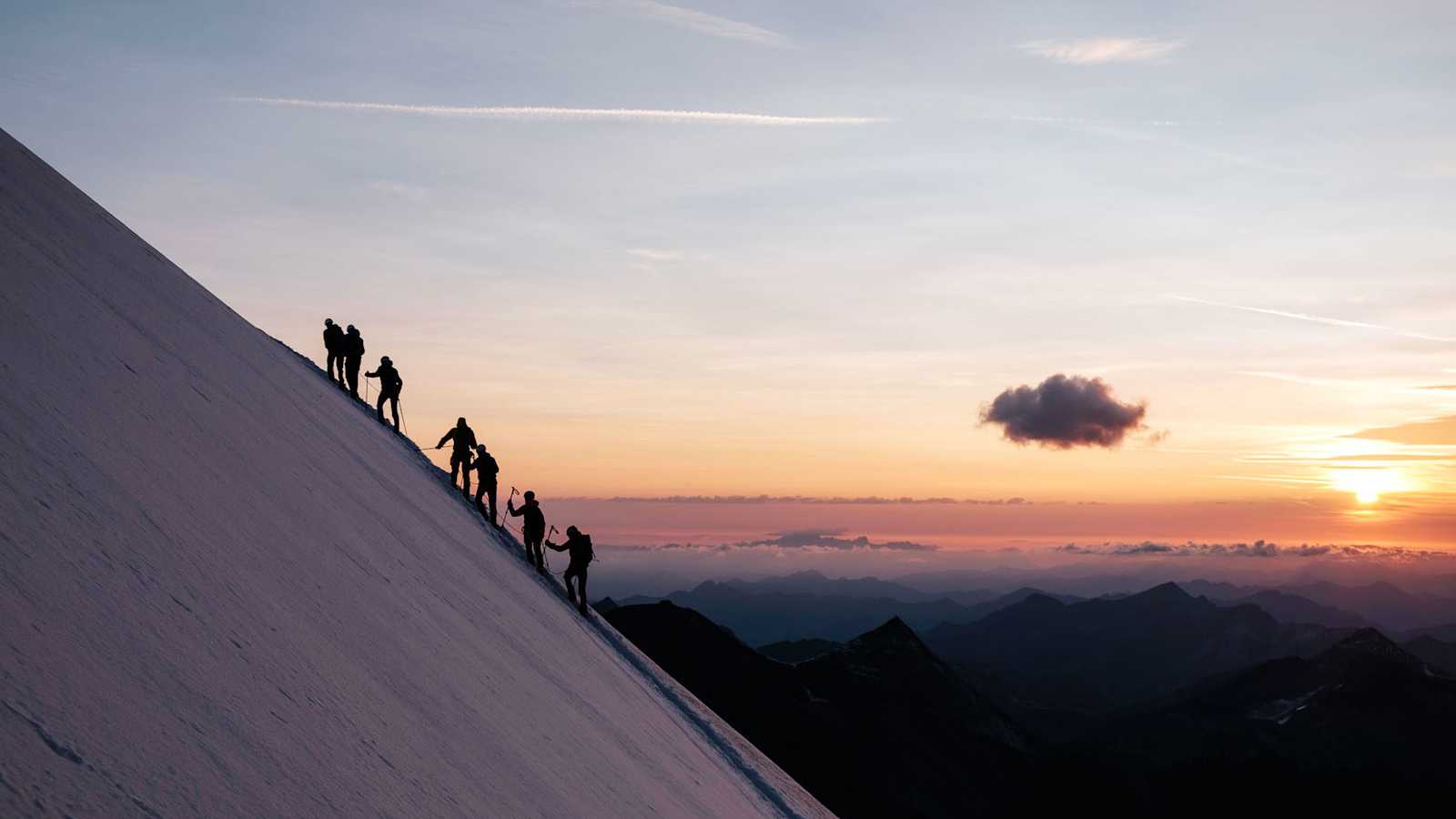 Großglockner in den Hohen Tauern: Seilschaft am Glocknerleitl