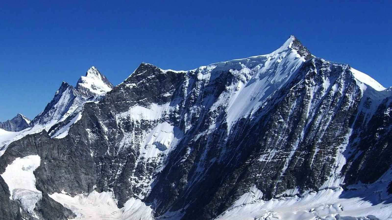 Gross Fiescherhorn, Ochs und Finsteraarhorn in den Berner Alpen