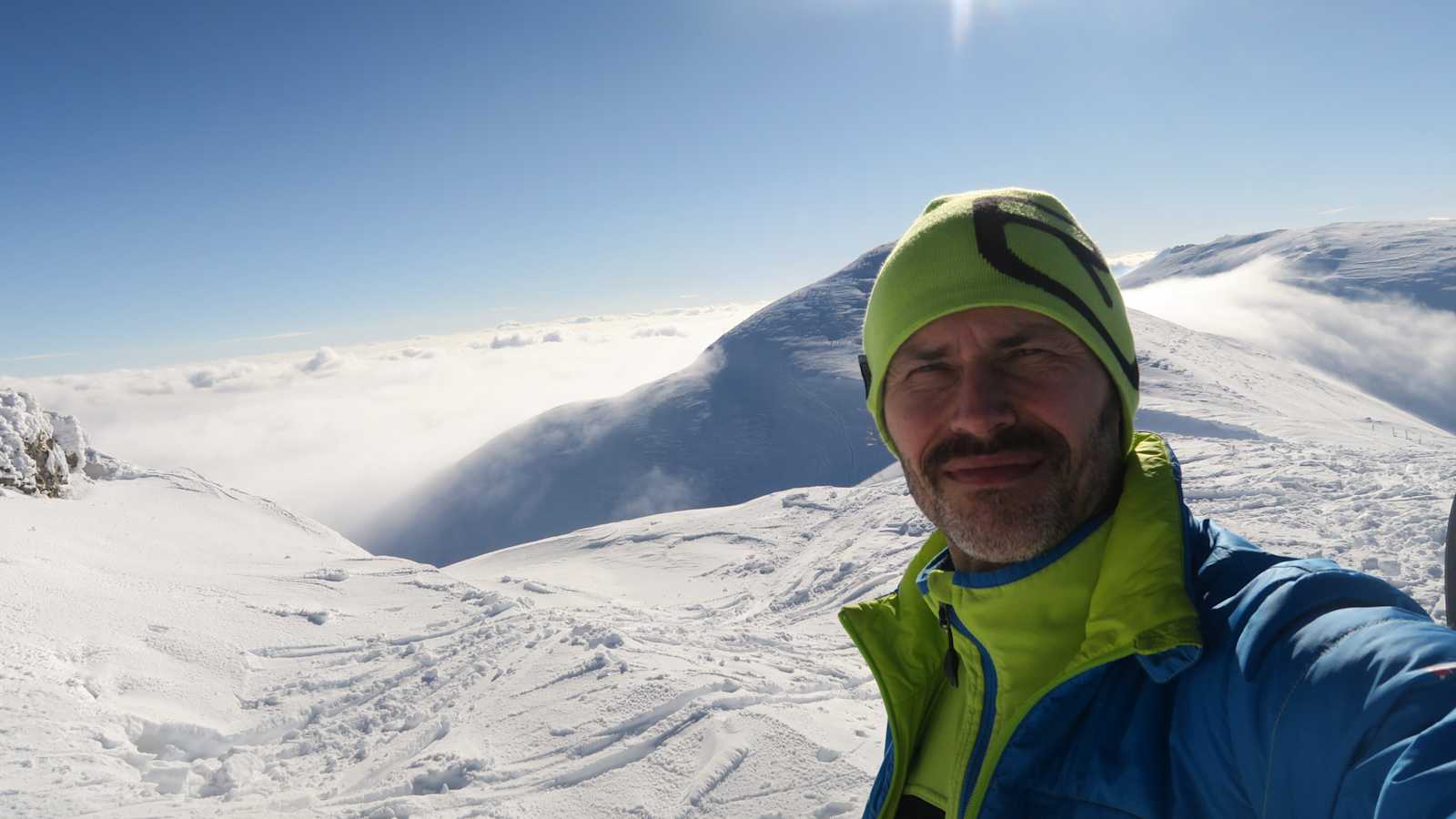 Jörg Pelzl - Skitouren macht er am liebsten auf unbekannte Gipfel in den Voralpen.