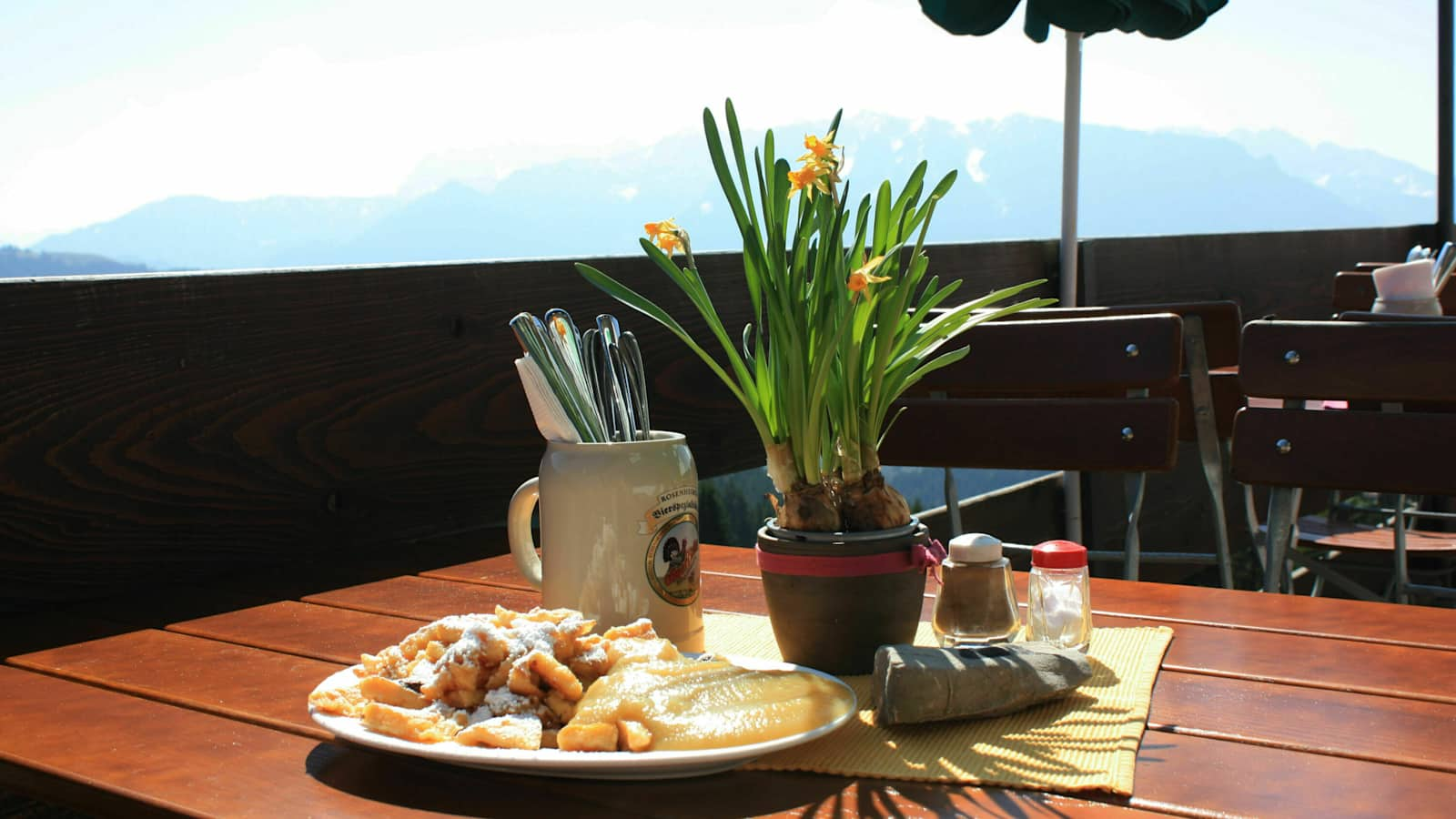 Kaiserschmarrn: Spitzsteinhaus in den Chiemgauer Alpen in Tirol