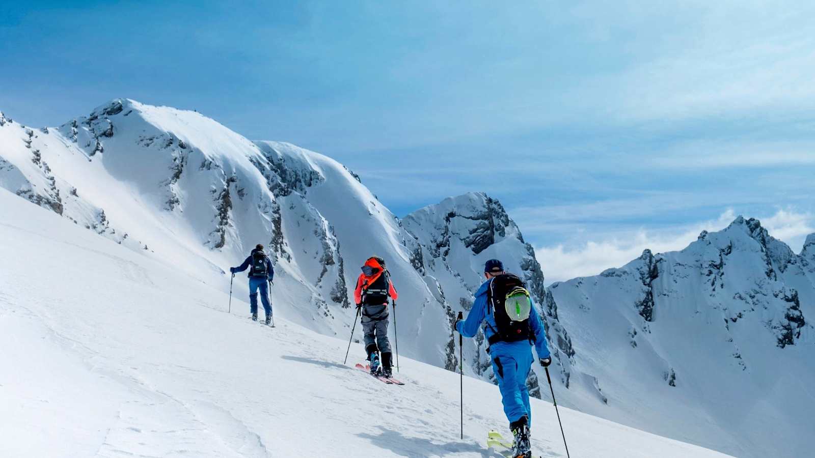 Die Skitourengruppe beim Aufstieg Richtung Brandjöcher