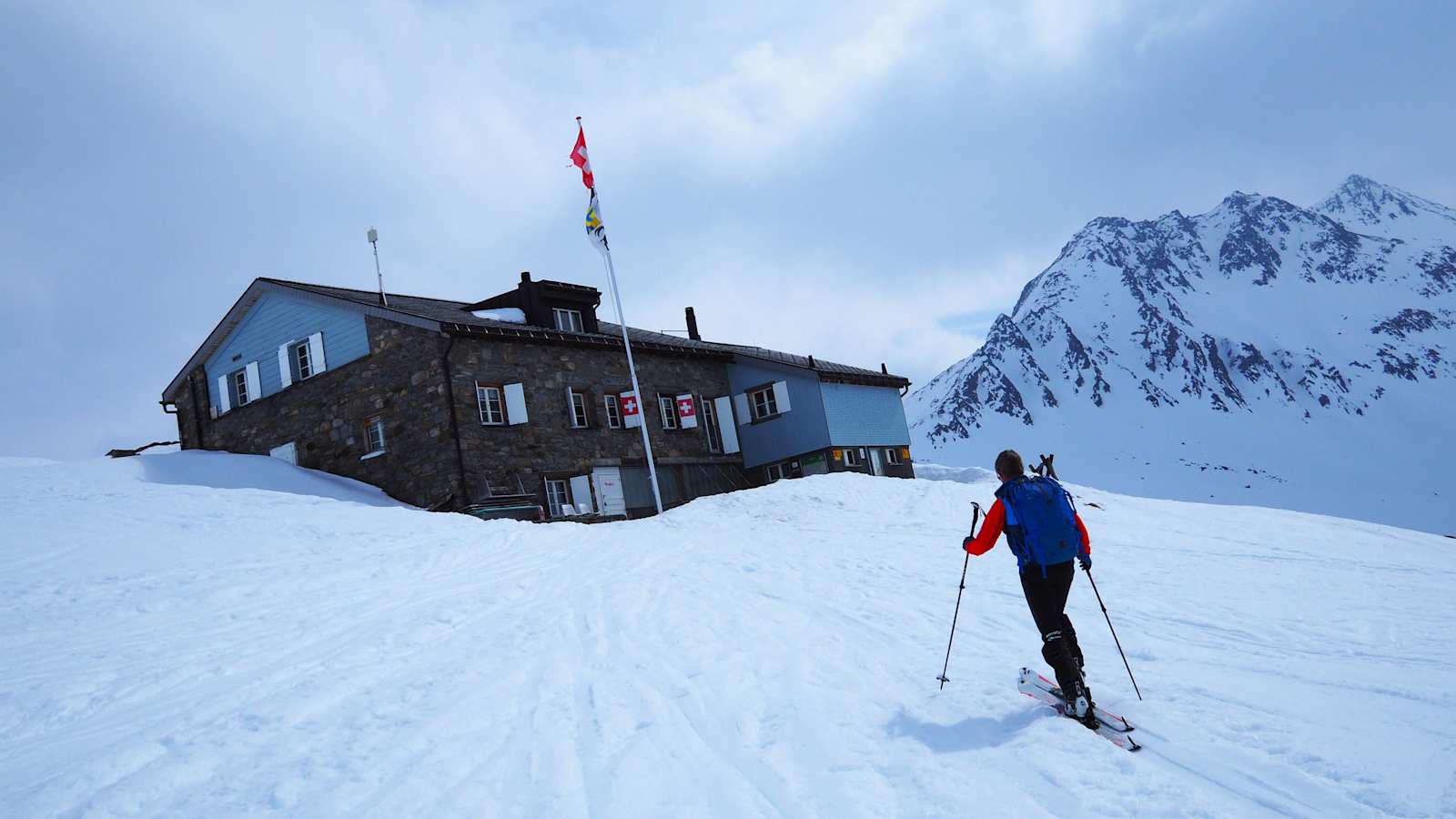 Graubünden: Maighelshütte in den Tessiner Alpen