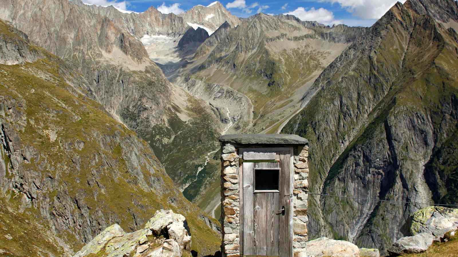 Schweiz Wiwannihütte Toilette