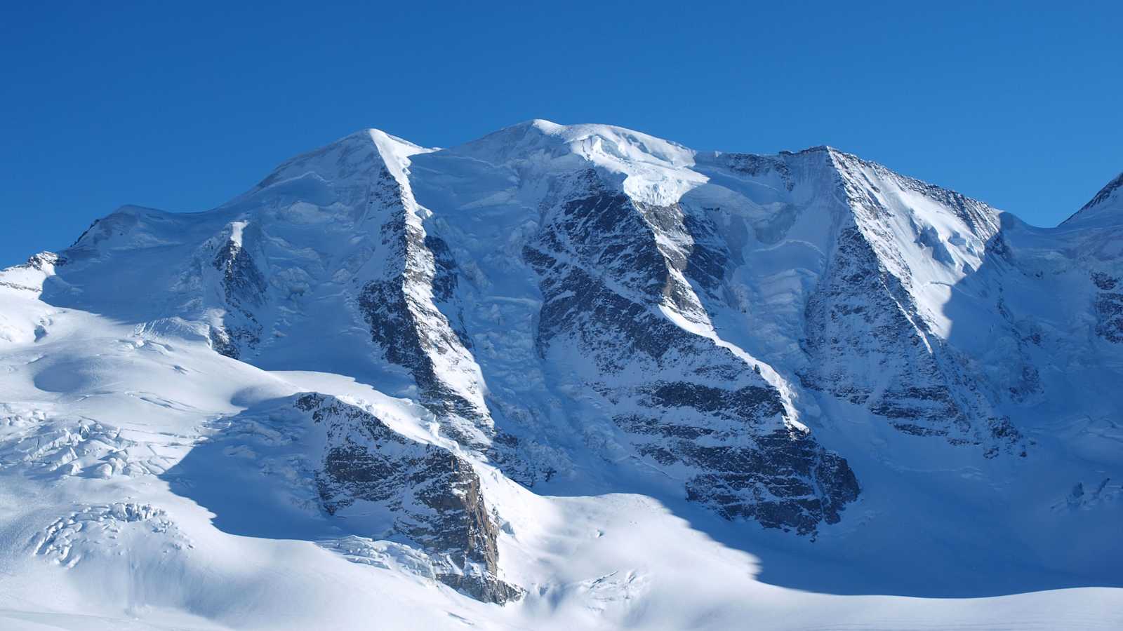 Nordwand des Piz Palü im Grenzgebiet von Italien und der Schweiz