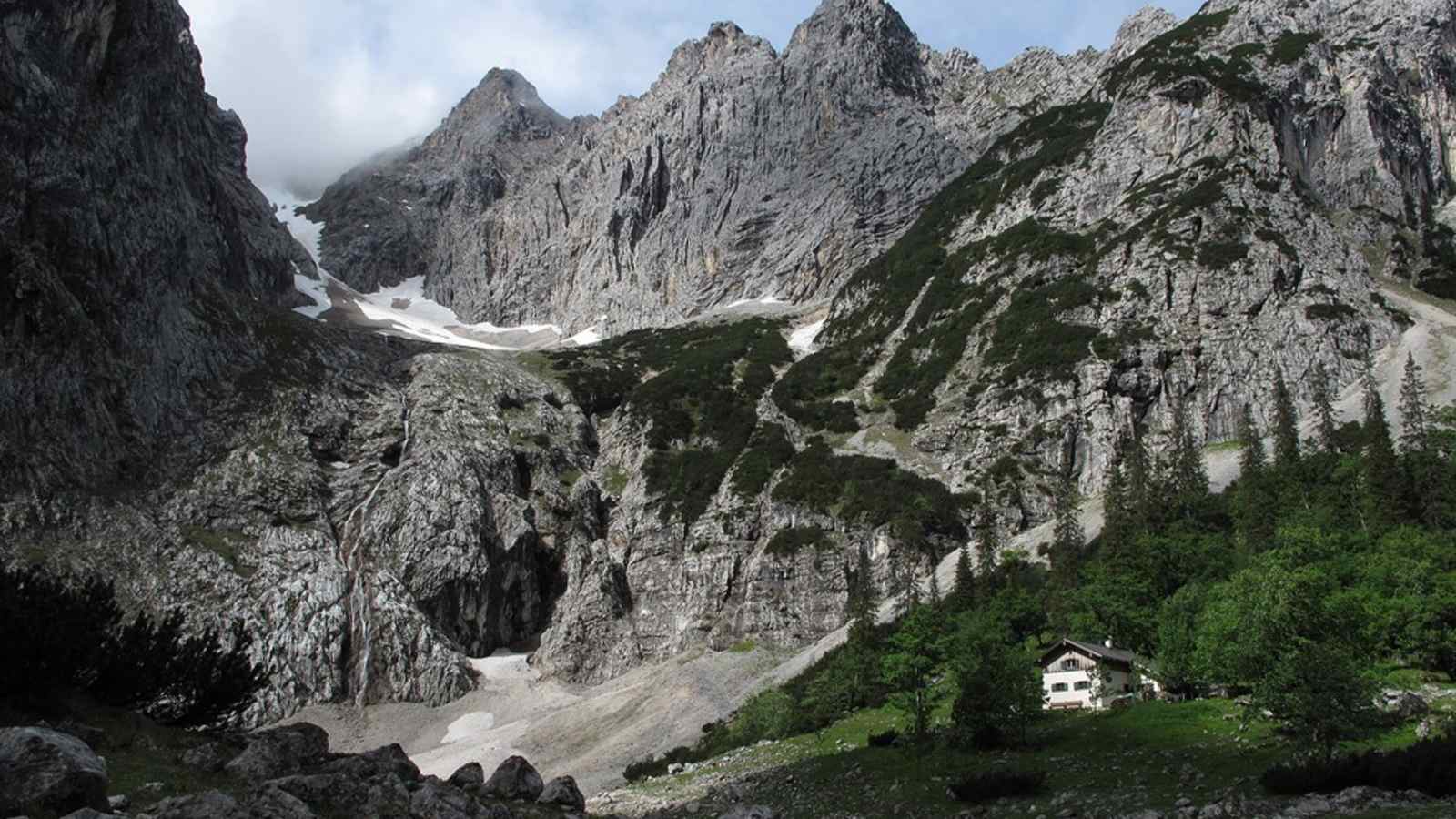 Der Weg zum Wirt: Die schönsten Hütten der Alpen