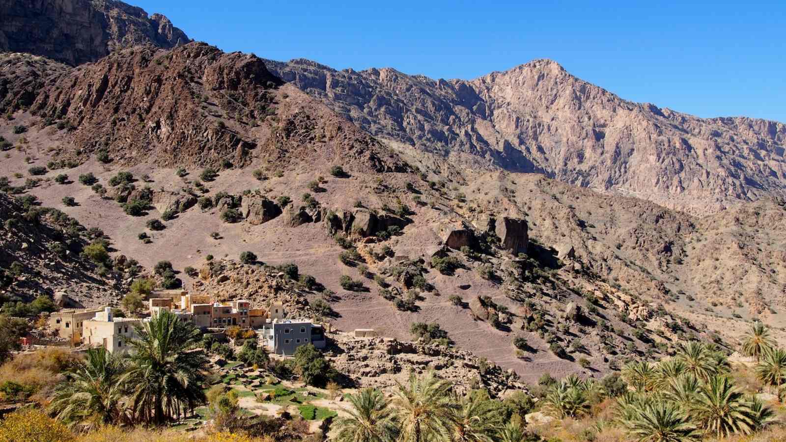 Klettern Campen Wandern Oman Bergwelten Schoepf