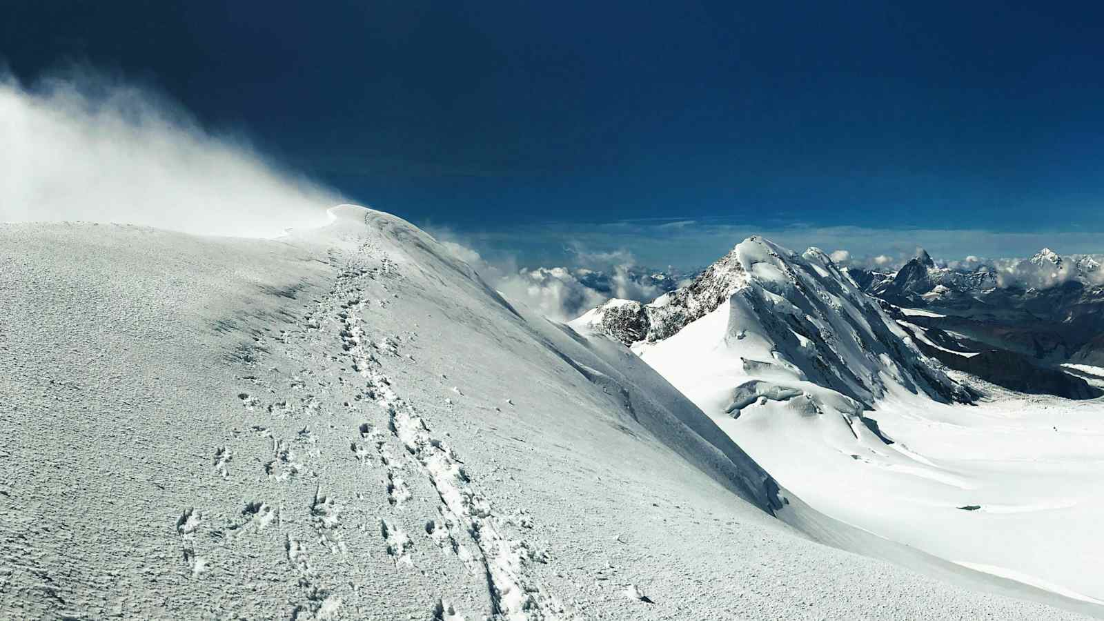 Parrotspitze im Monte Rosa-Massiv: Gipfelpanorama