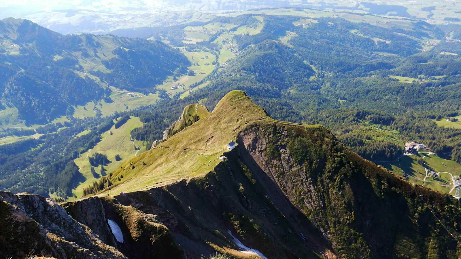 Wandern am Pilatus in den Emmentaler Alpen in Nidwalden