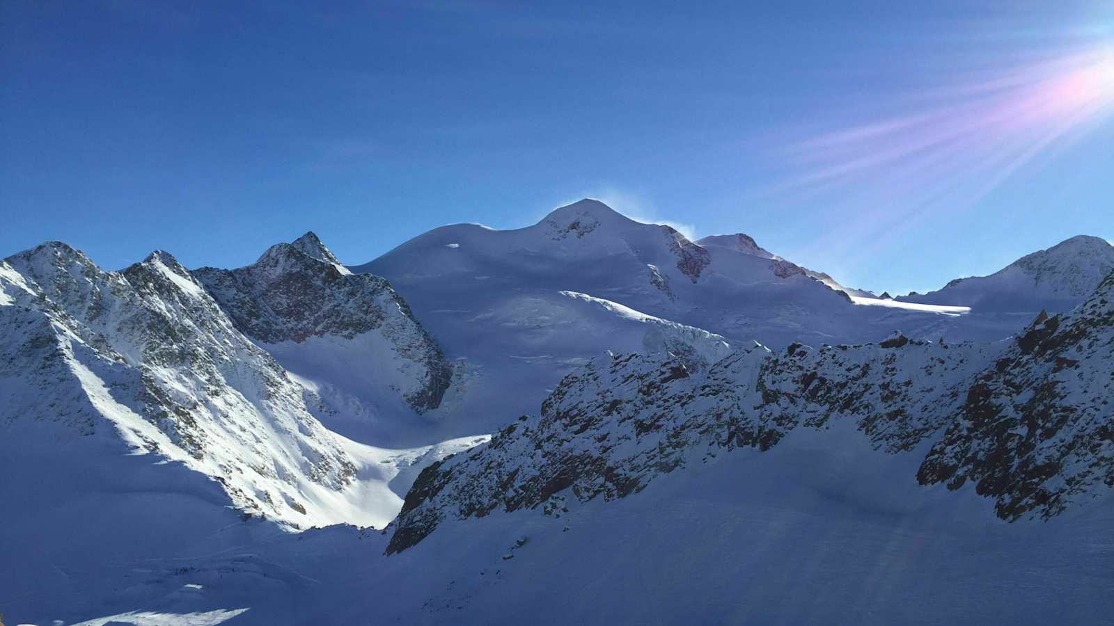 Tirol: Skifahren im Pitztal in den Ötztaler Alpen