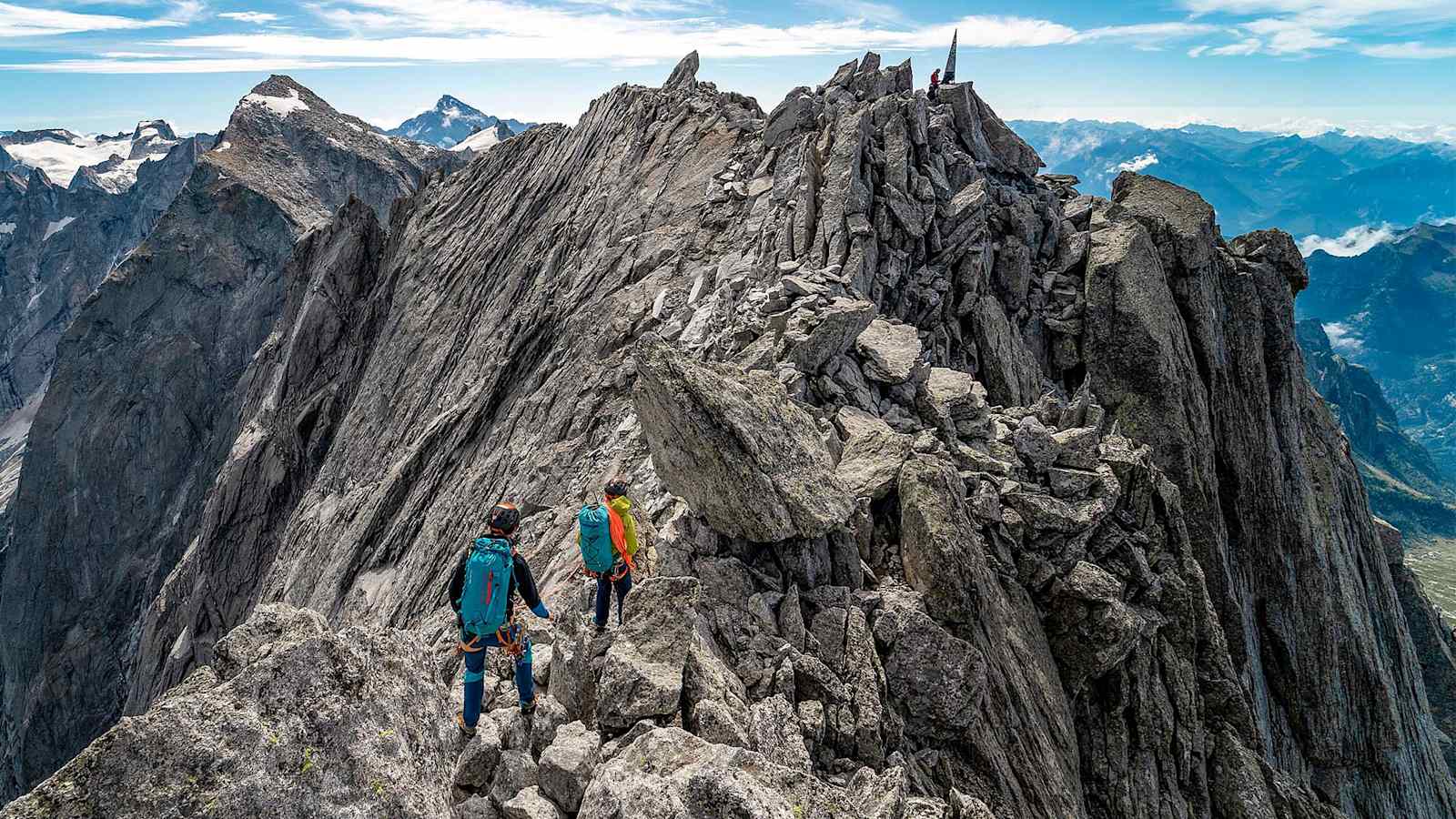 Der Grad zum Gipfel des Piz Badile.