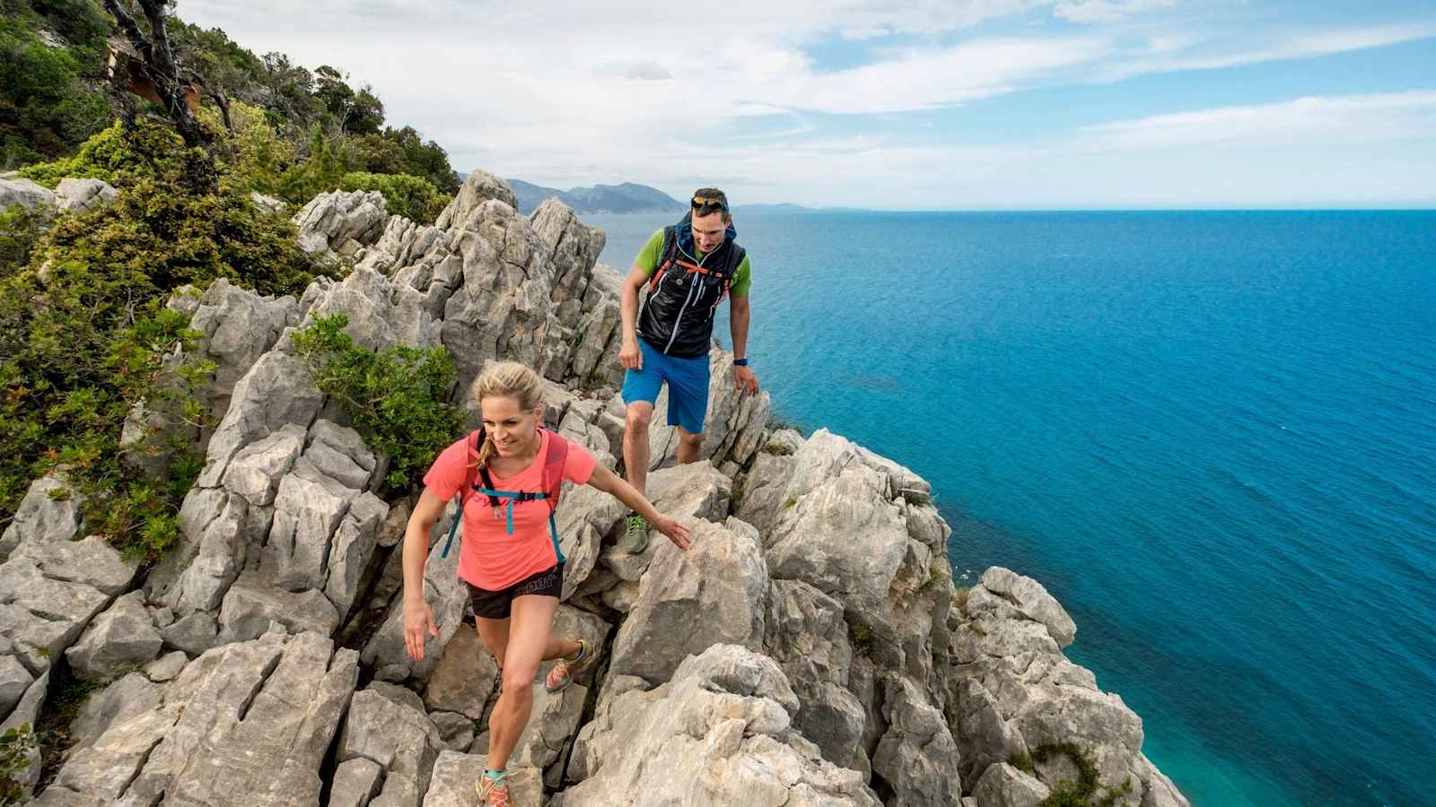 Anspruchsvolle Wandertrails mit Meeresblick