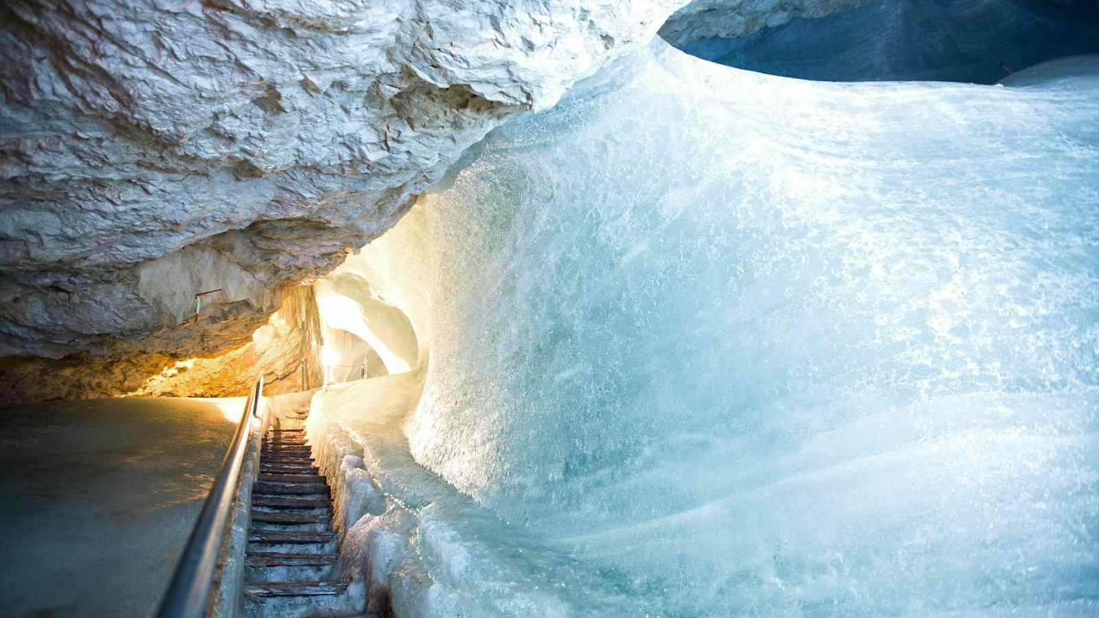 Schellenberger Eishöhle in den Berchtesgadener Alpen