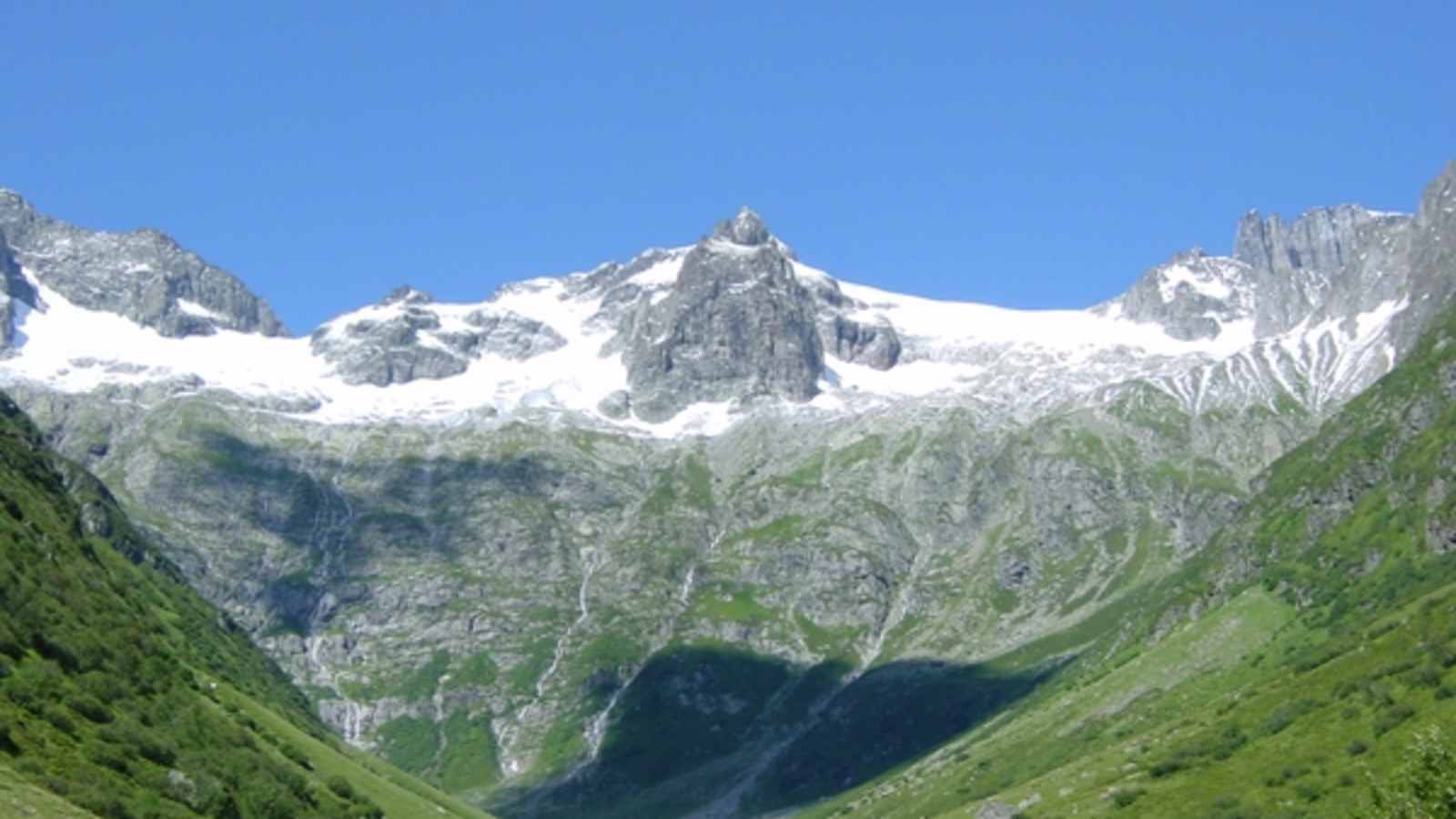 Meiental: Entlang des historischen Sustenwegs in der Schweiz