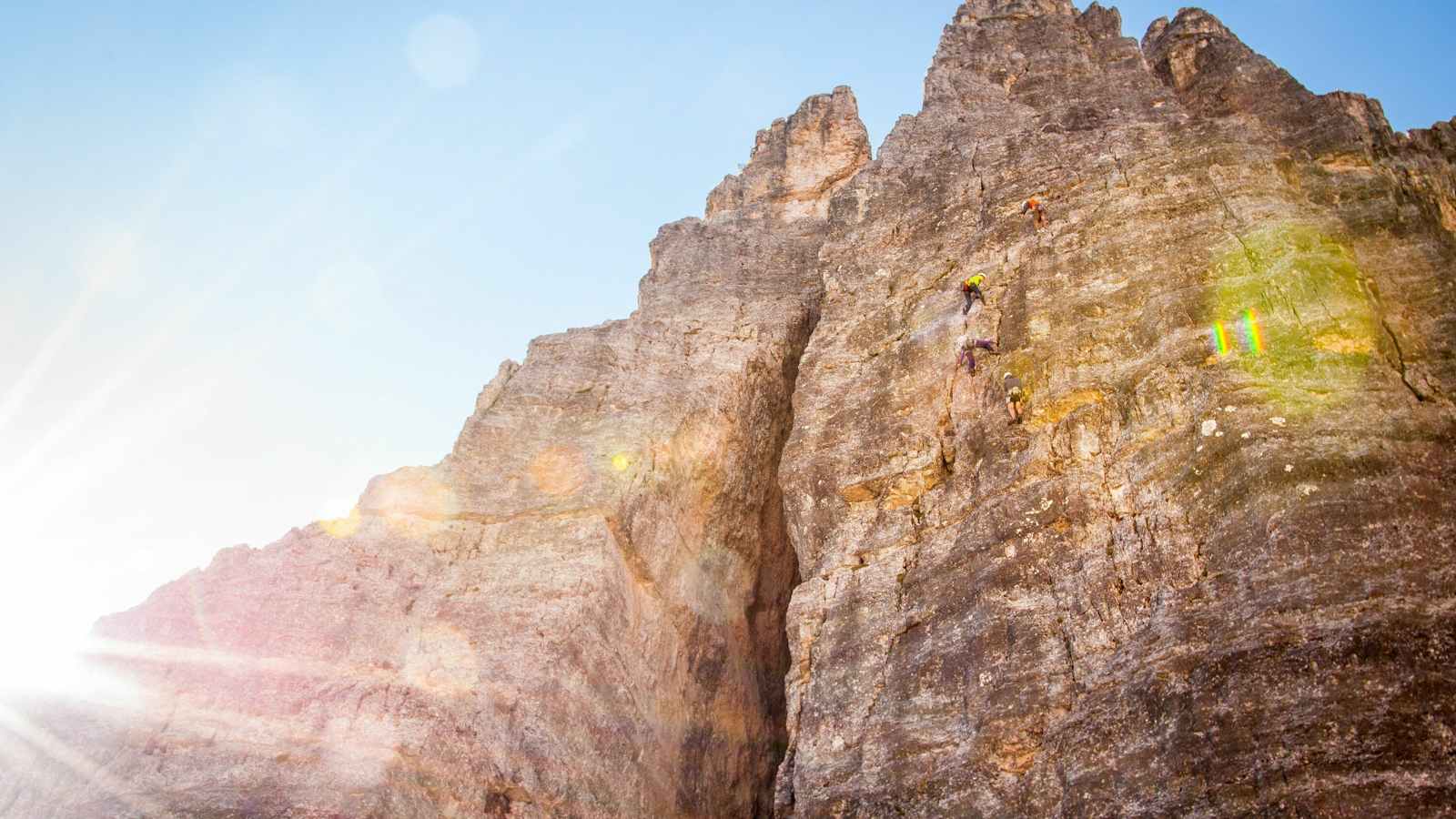 Gemeinsam an einem Seil durch die Wand, Cortina d'Ampezzo, Itlaien