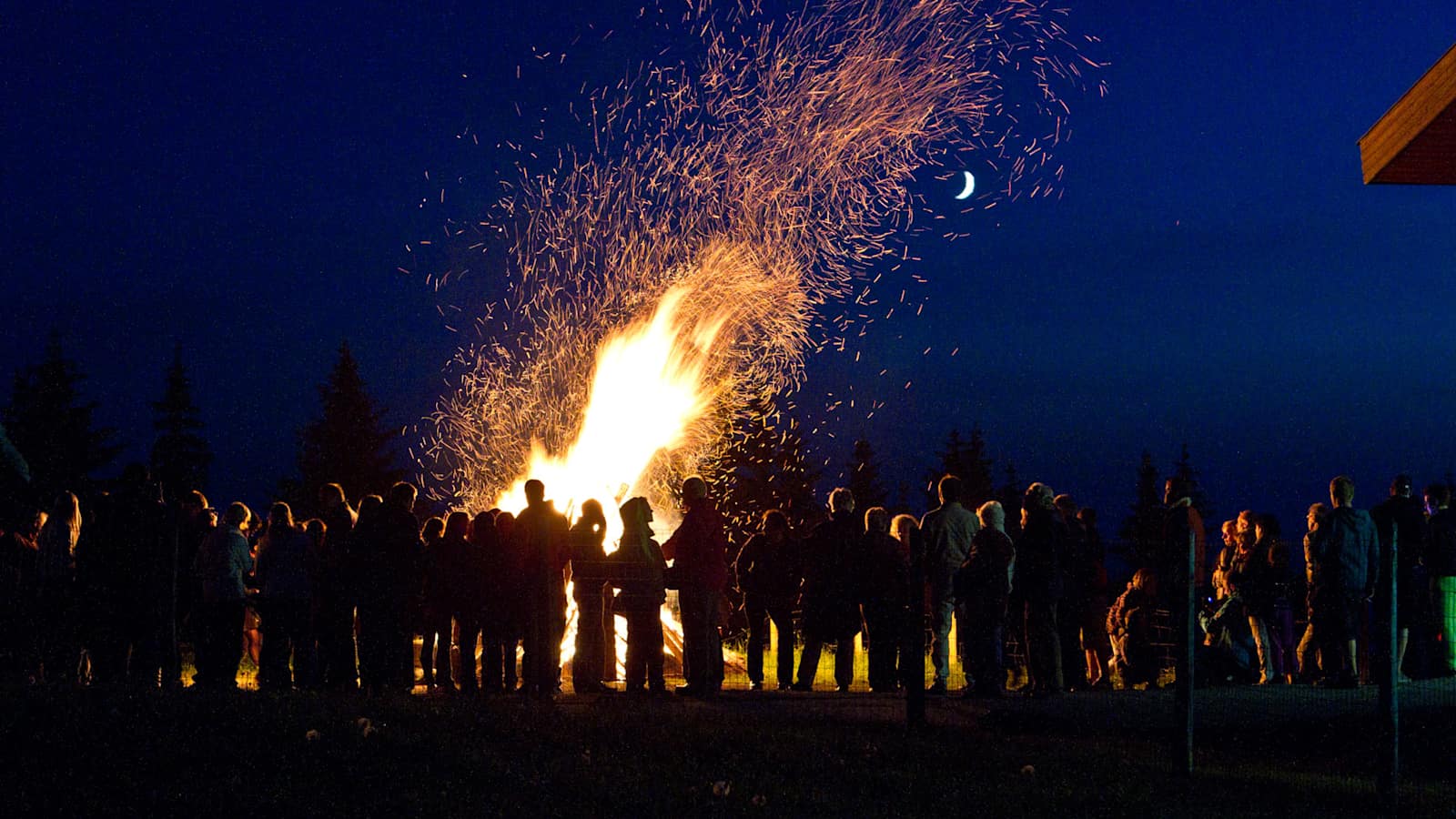 Sonnwendfeuer in den Kitzbühler Alpen