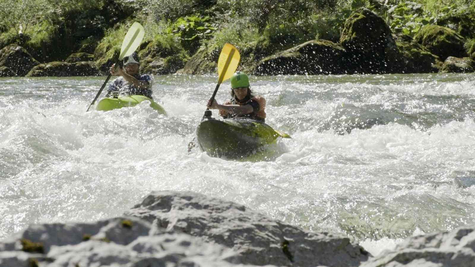 Das Kajak wird auf Fluss und Paddler abgestimmt