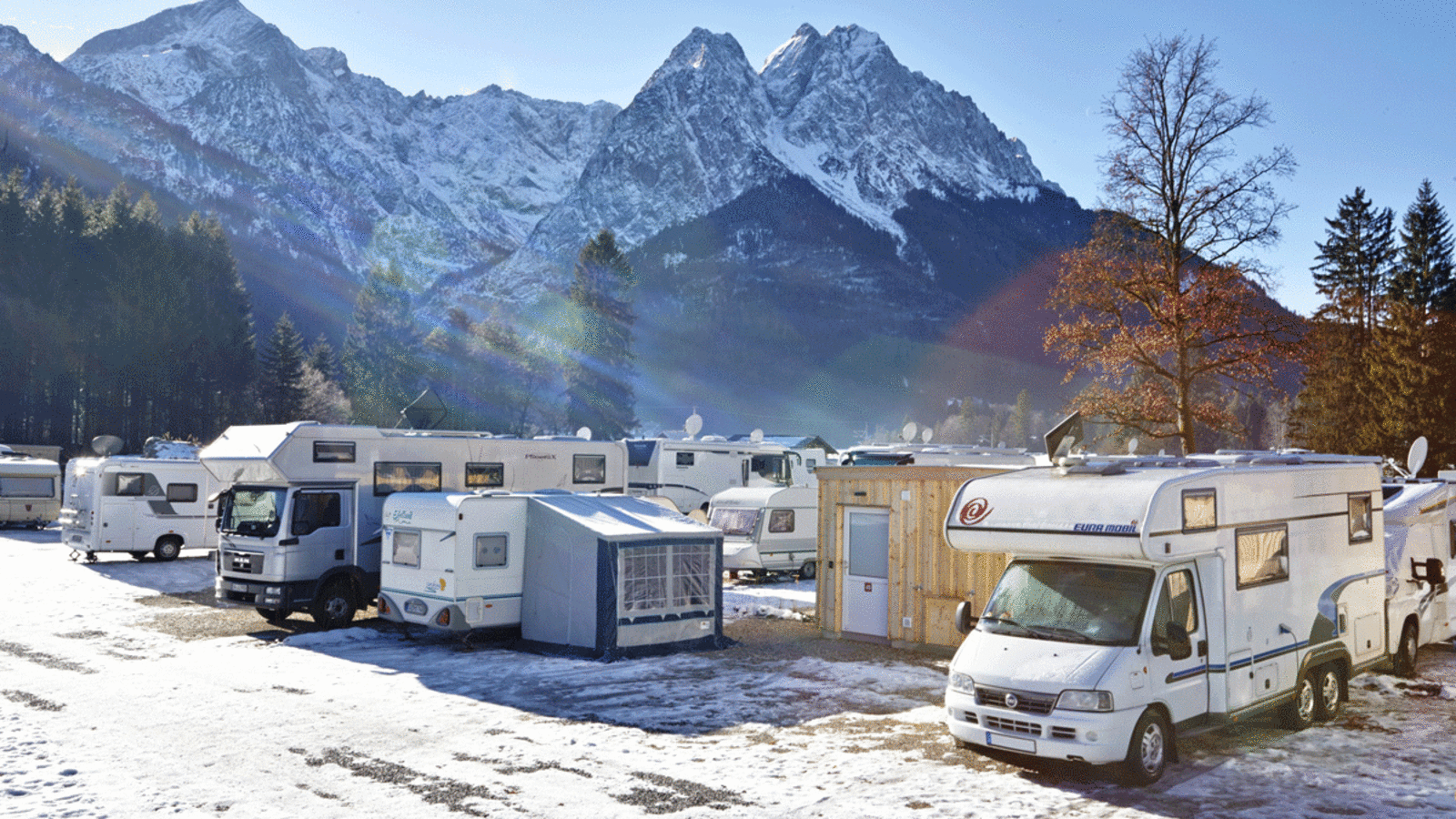 Campen am Fuße des höchsten Bergs Deutschlands