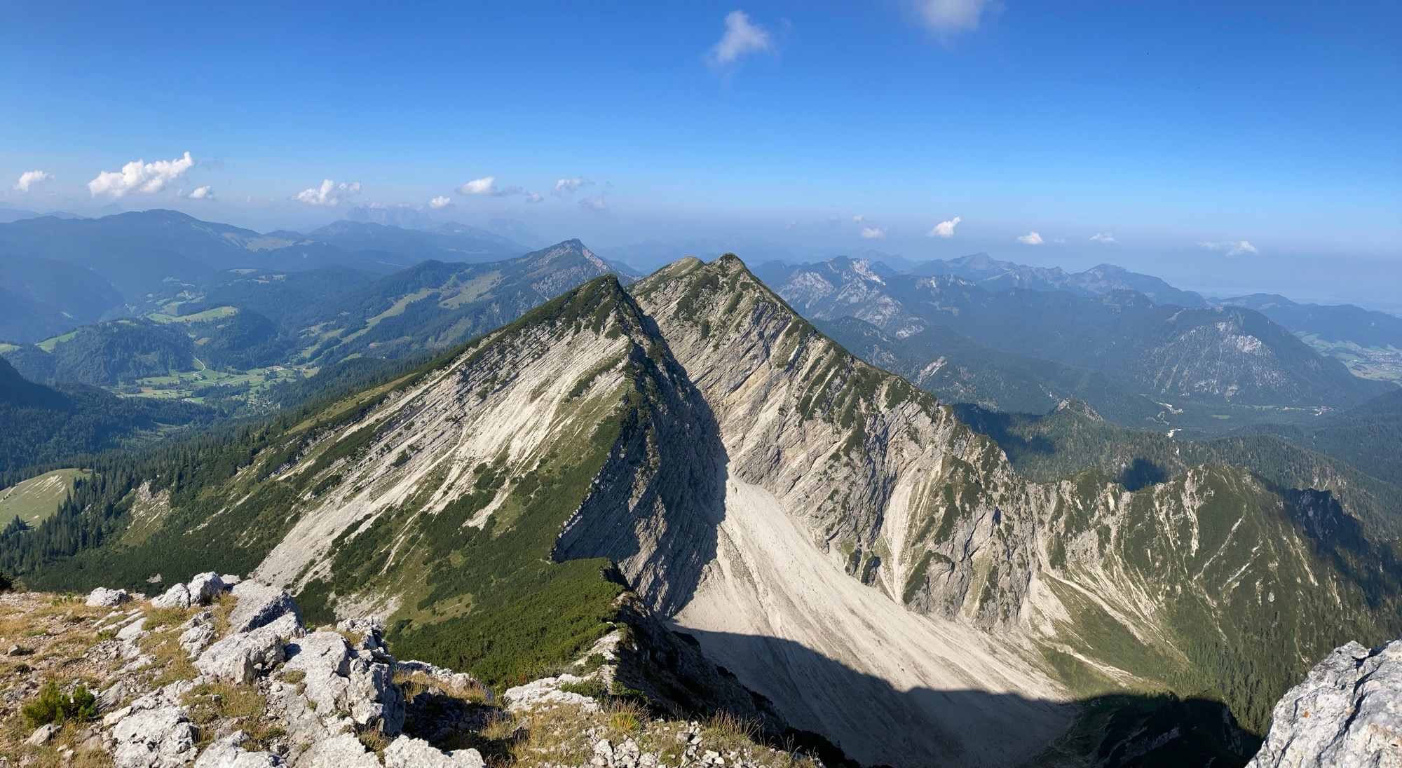 Blick auf Vorderlahnerkopf und Reifeberg