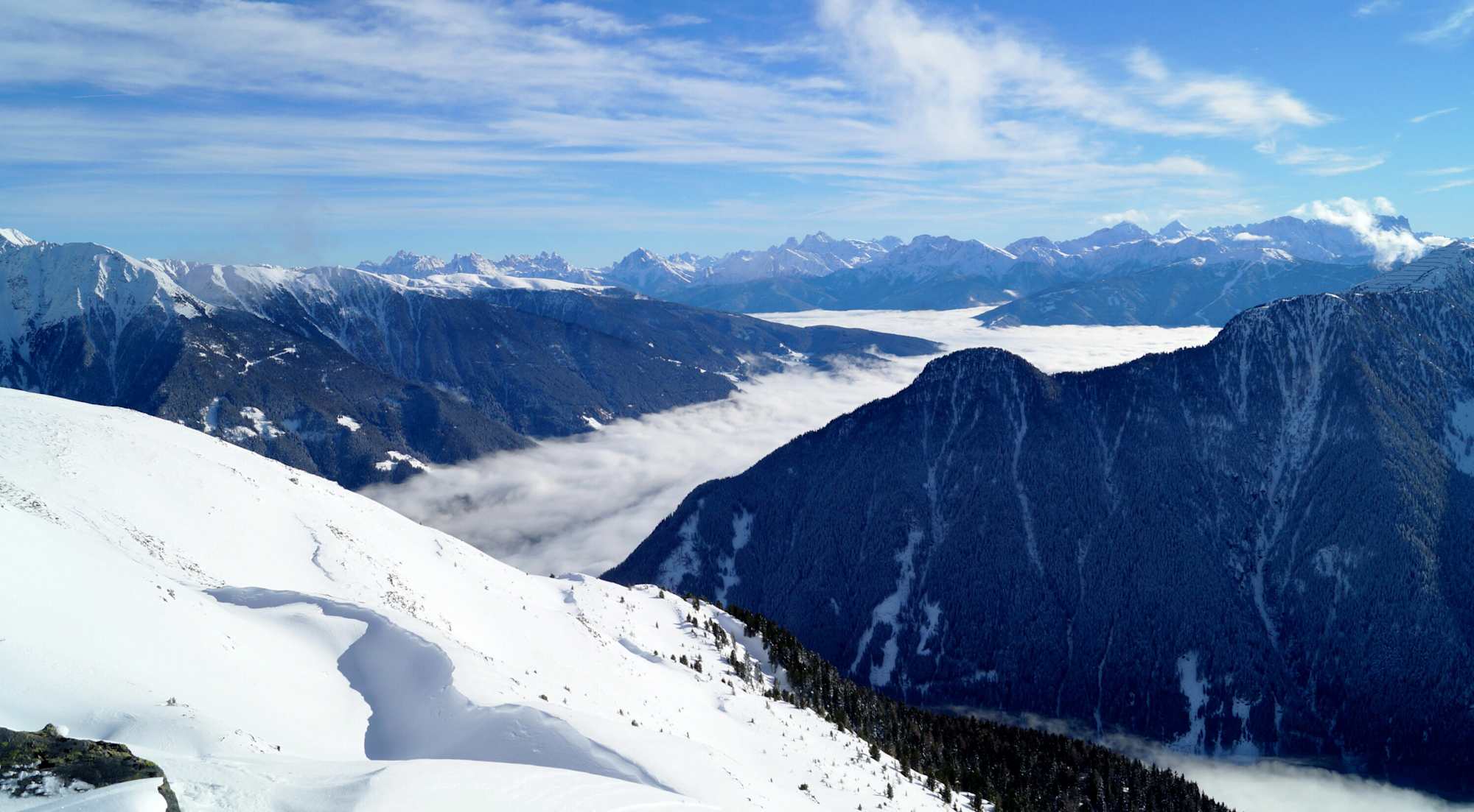 Panoramablick über das Tauferer Ahrntal während des Aufstiegs Richtung Sonnklar.