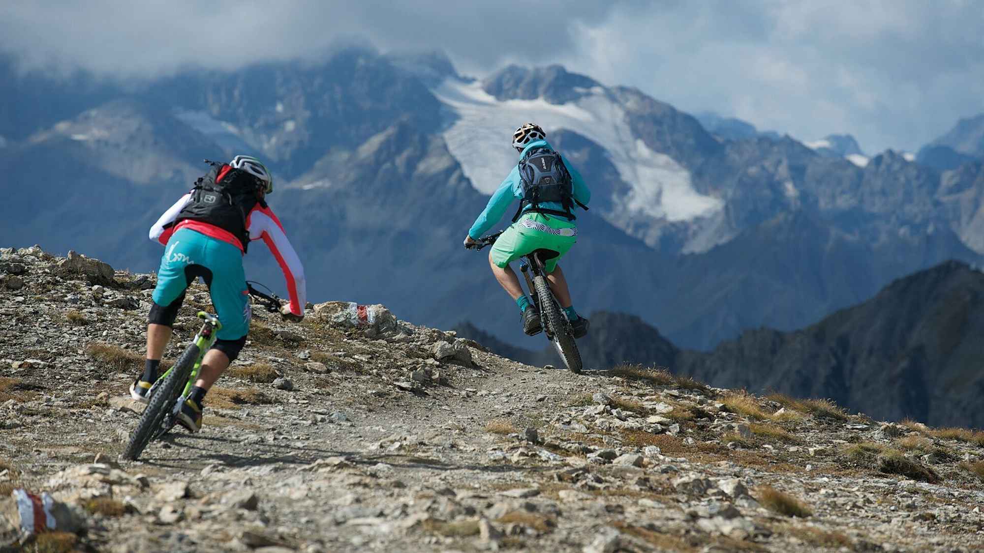Von der Heilbronner Hütte über das Muttjoch