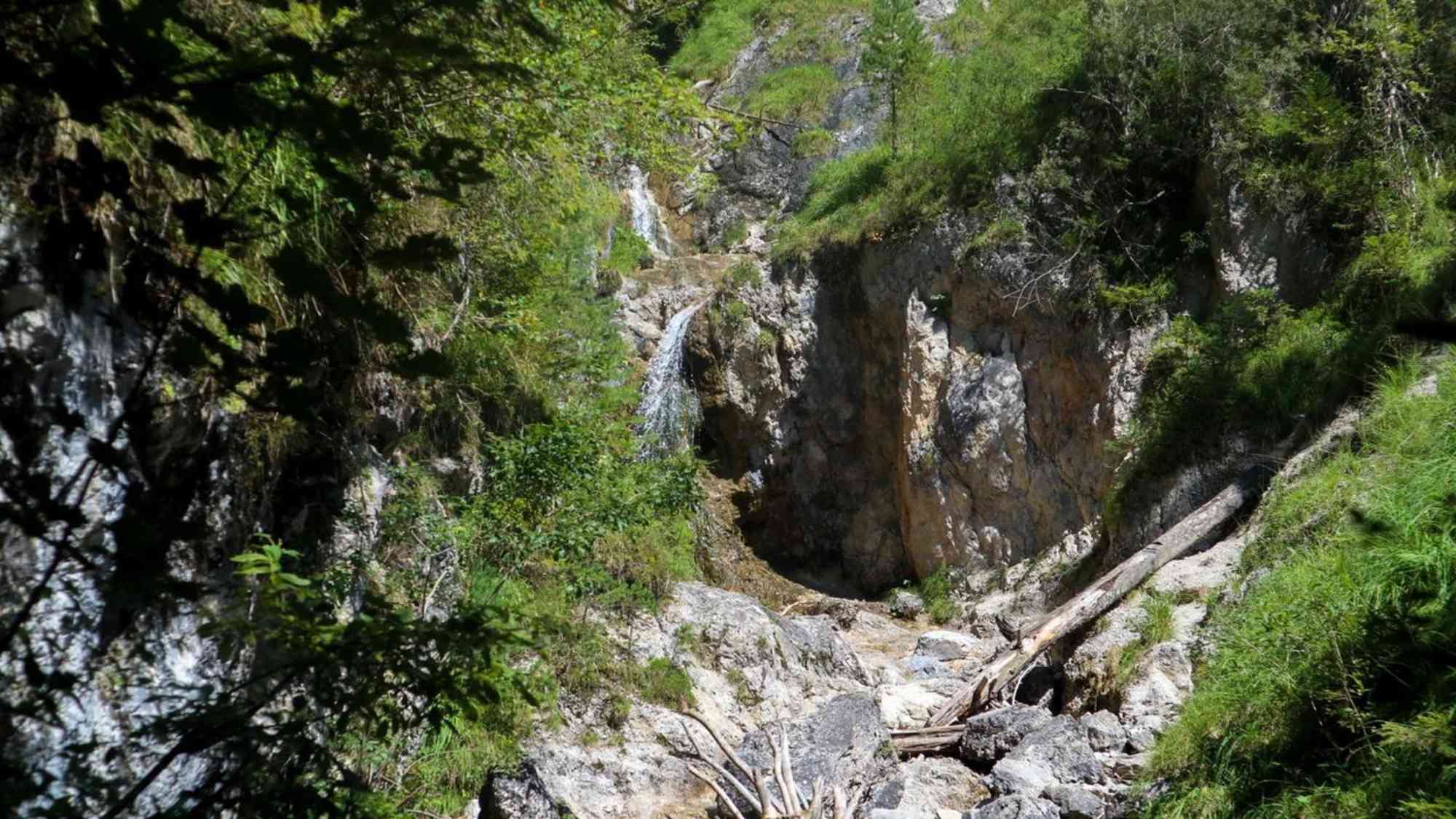 Kleiner Wasserfall