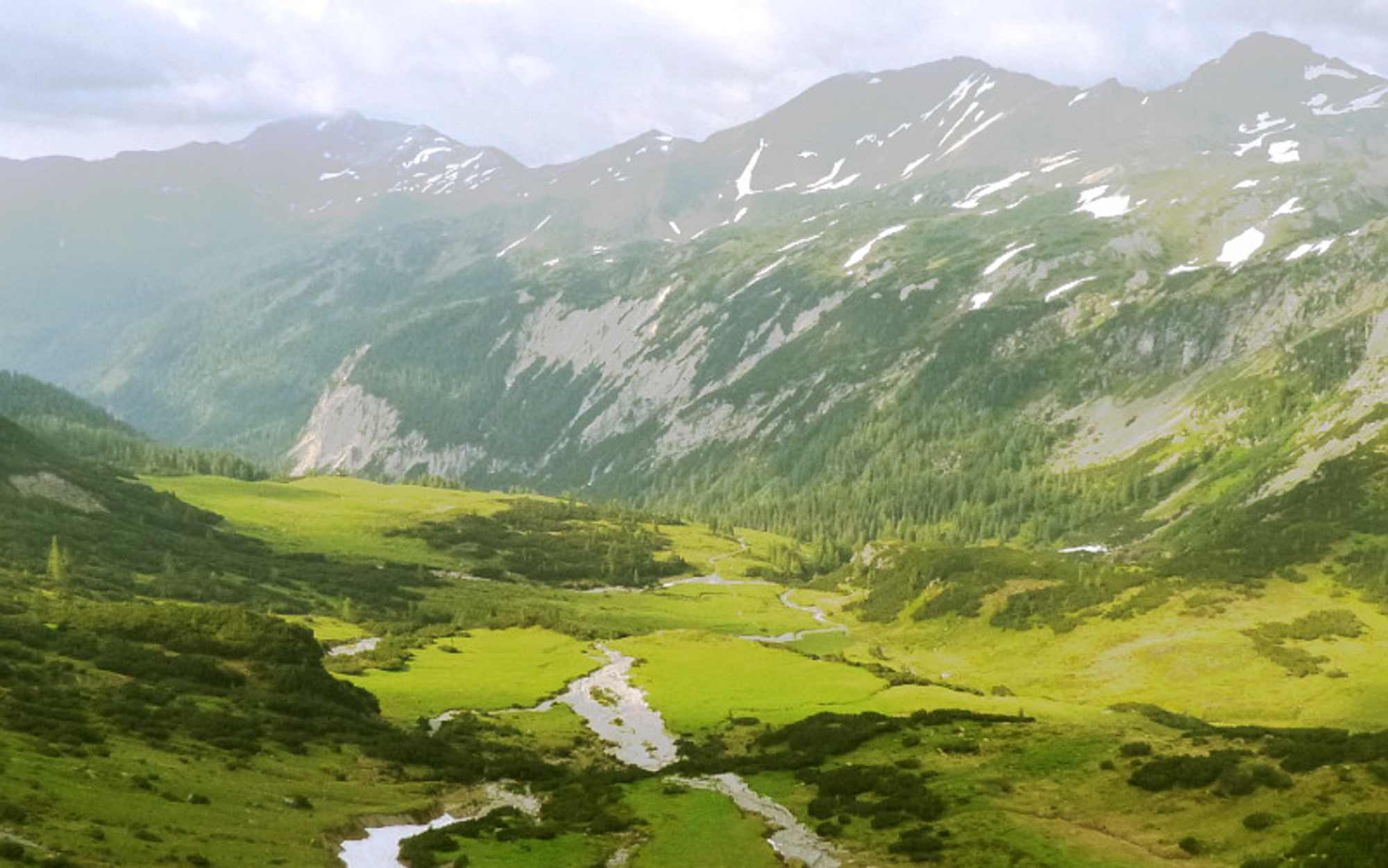 Blick ins Tal, Ignaz-Mattis-Hütte