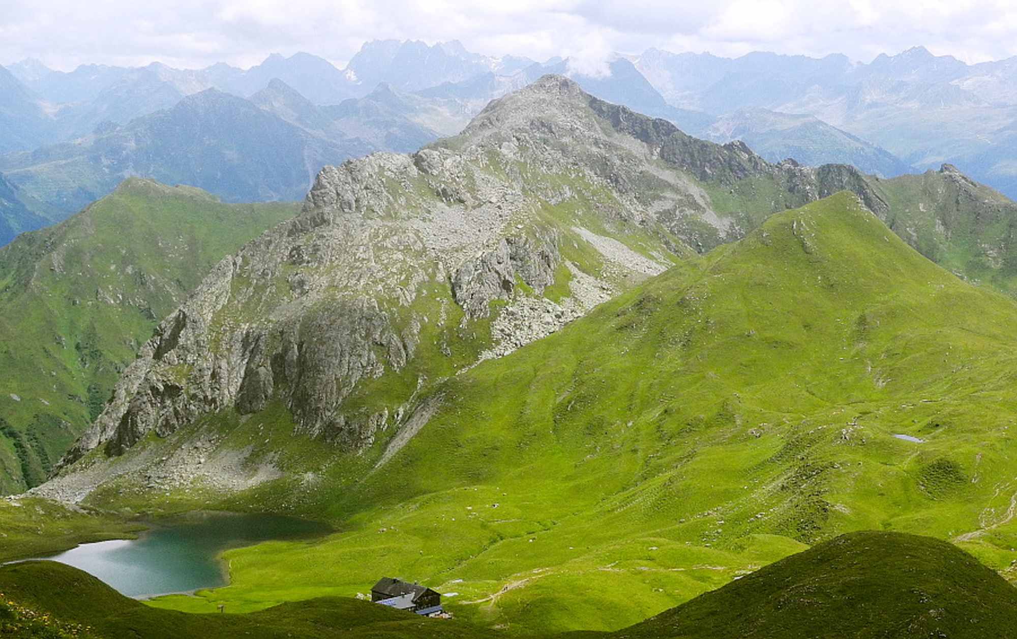 Tilisunahütte mit Seehorn