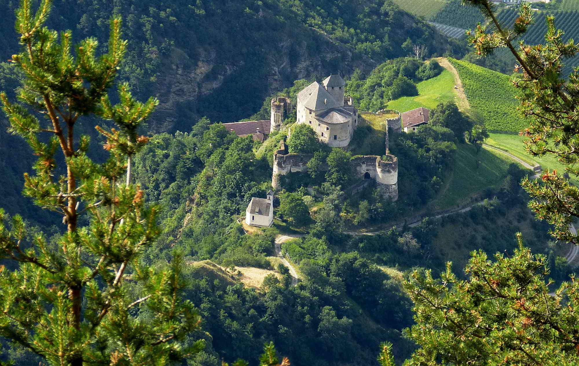 Vinschger Höhenweg - Schloss Annenberg