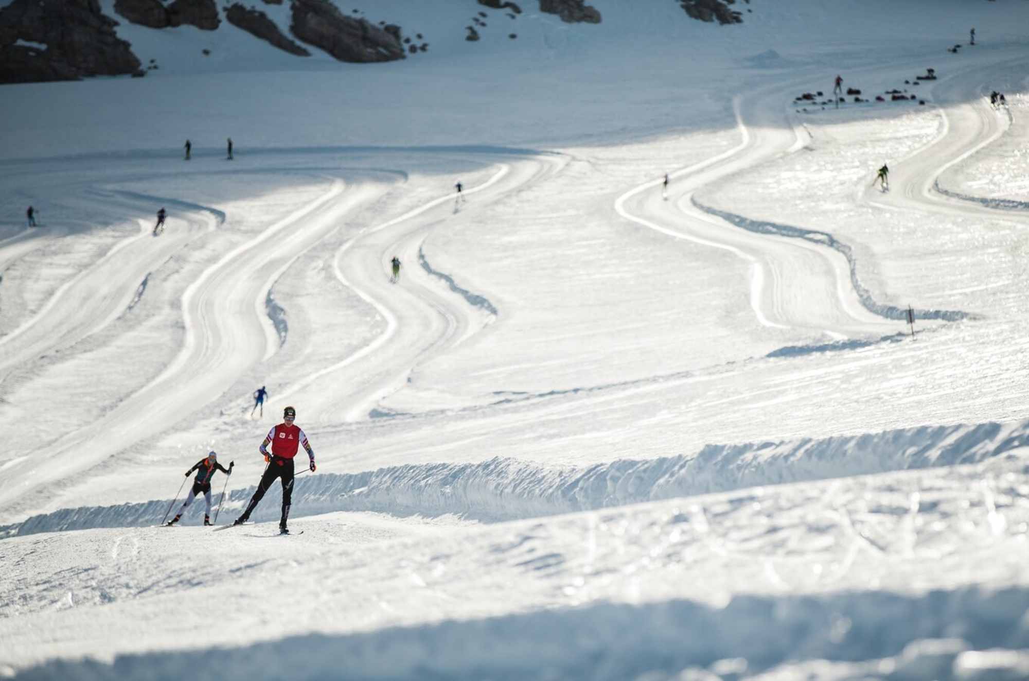 Die längste Gletscherloipe der Welt befindet sich am Dachstein.