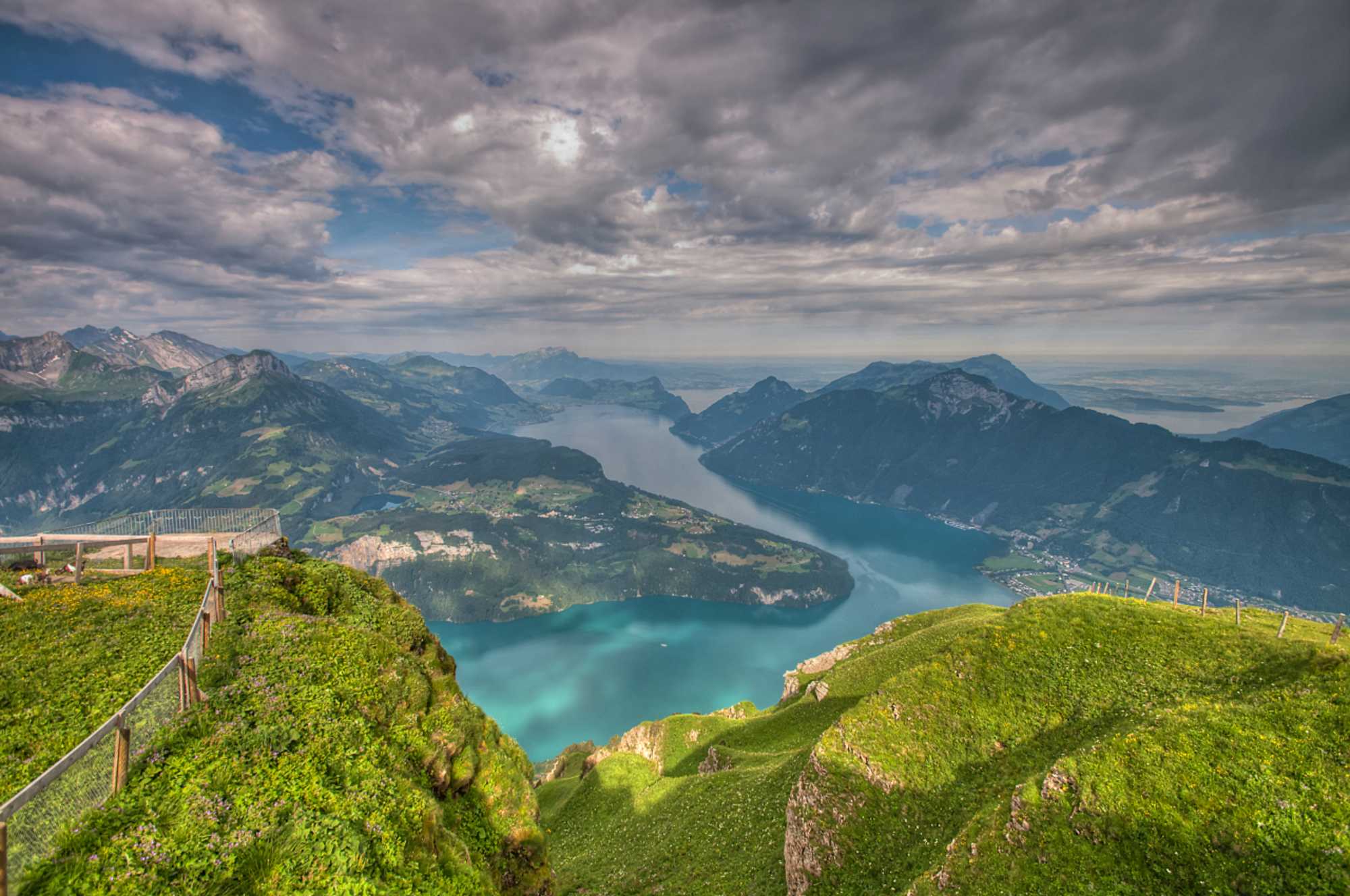 Aussicht Fronalpstock auf den Vierwaldstättersee