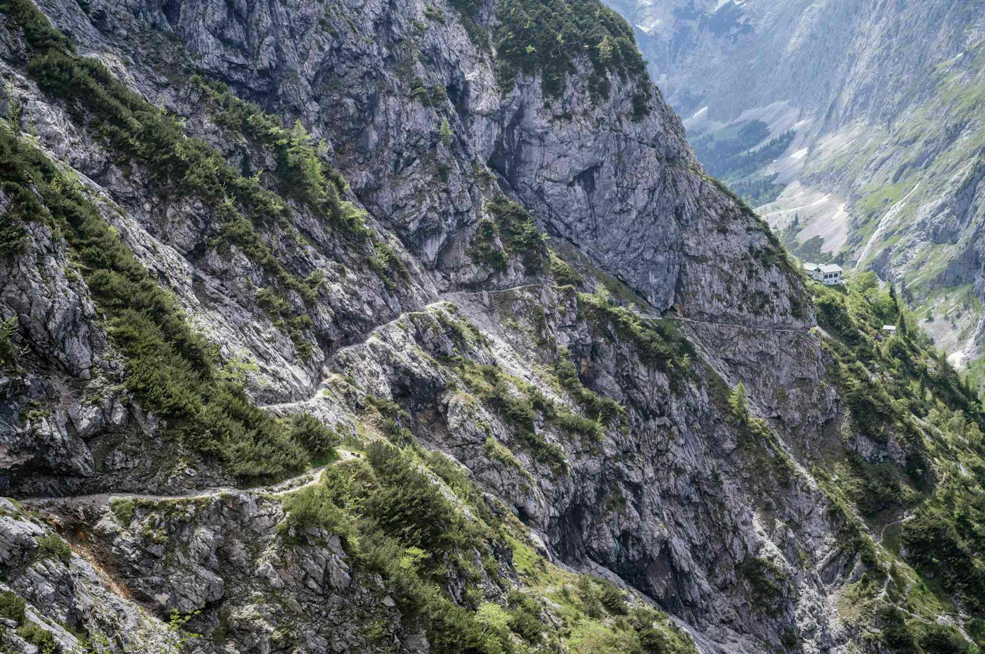 Imposanter Steig durch das Höllental