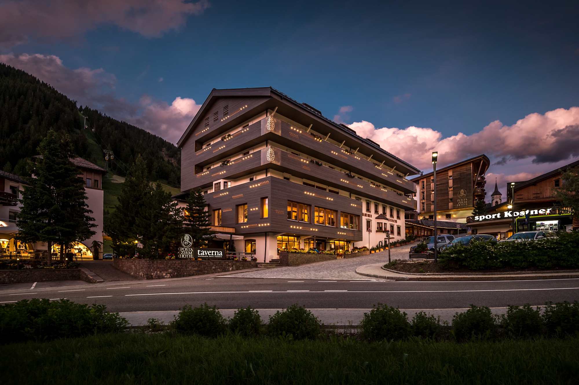 Hotel Posta Zirm