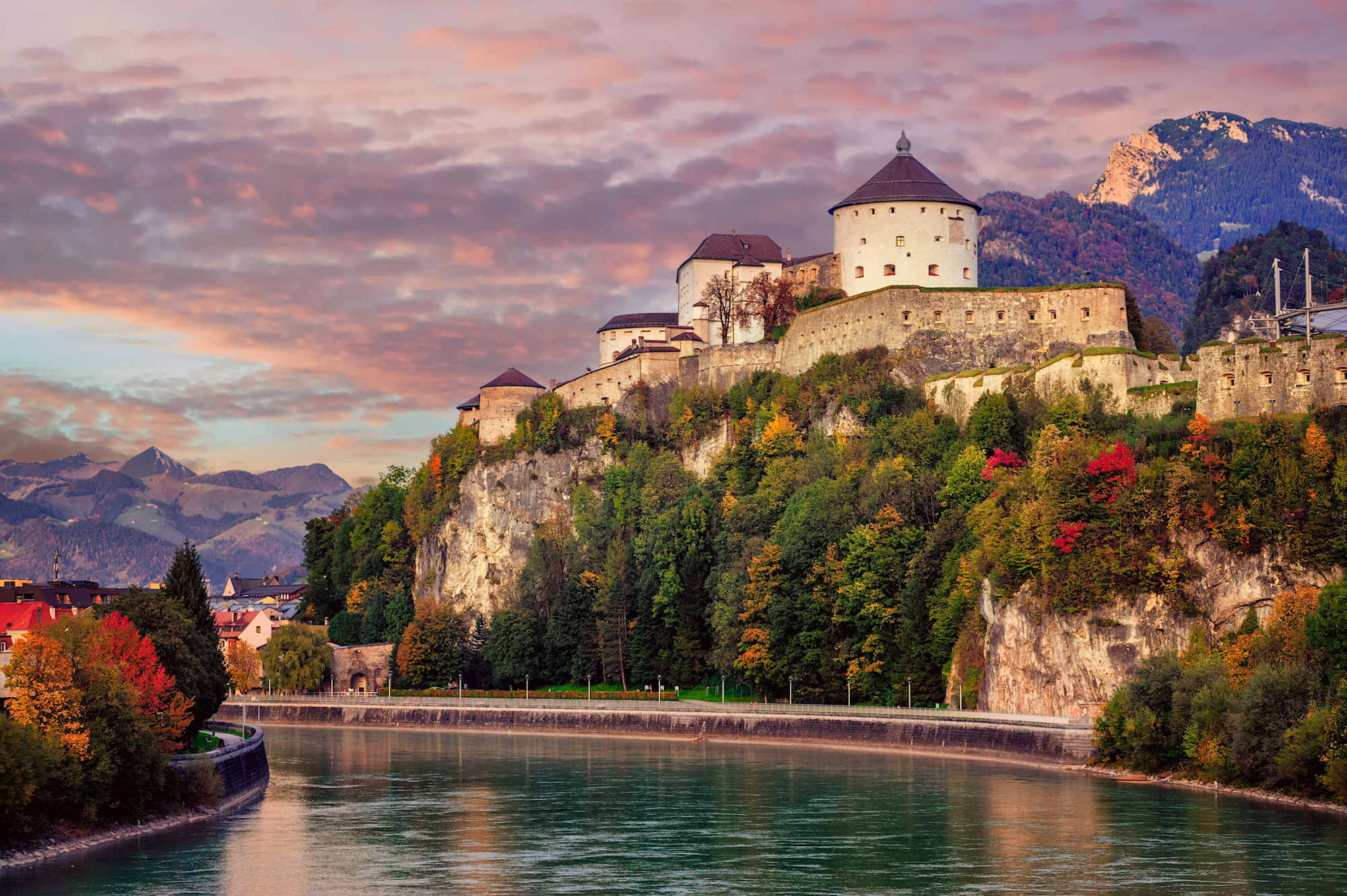 Die Altstadt von Kufstein mit ihrer beeindruckenden Burganlage