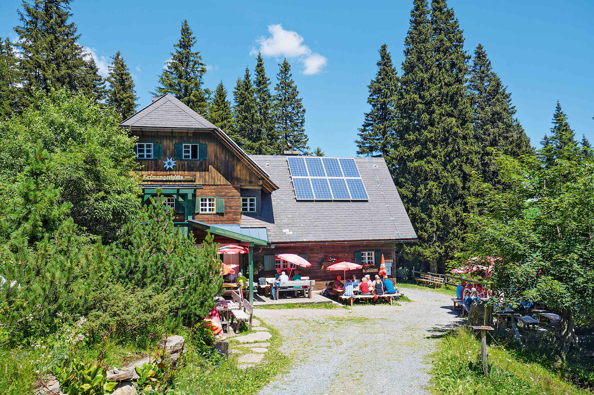 Gemütliche Einkehr bei der Grünangerhütte.