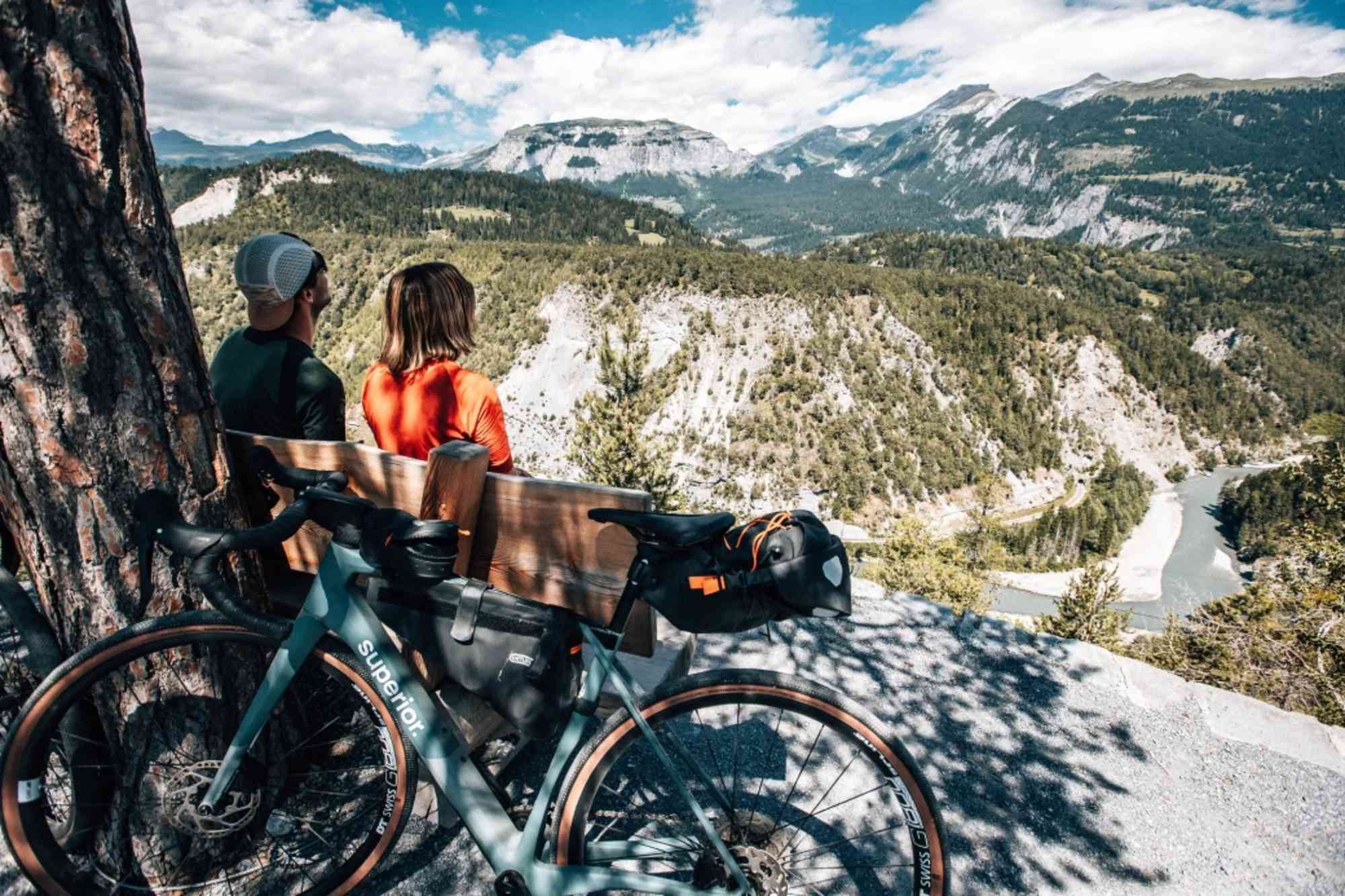 Aussichtsplattform Spitg mit Blick in die Rheinschlucht
