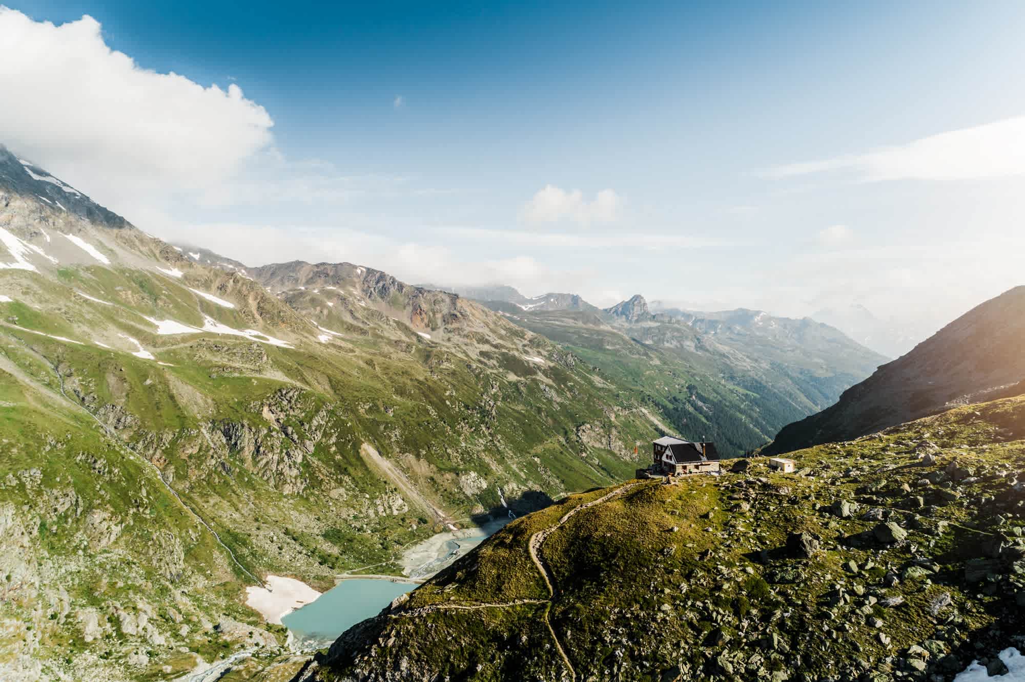 Die Turtmannhütte im Wallis